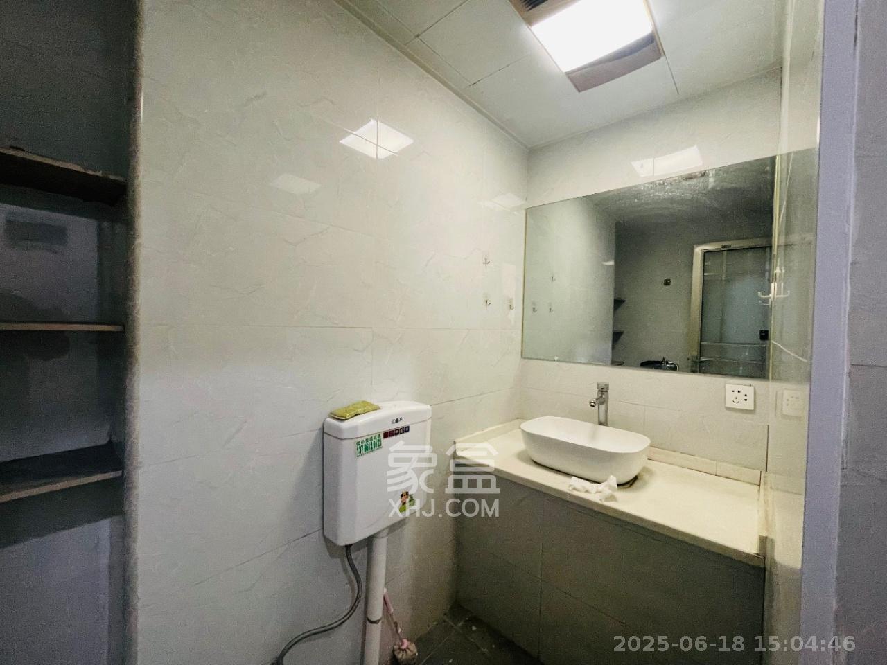 怡海星城 1室1厅1卫 900.0元/月 怡海星城 1室1厅1卫 900.0元/月室内图