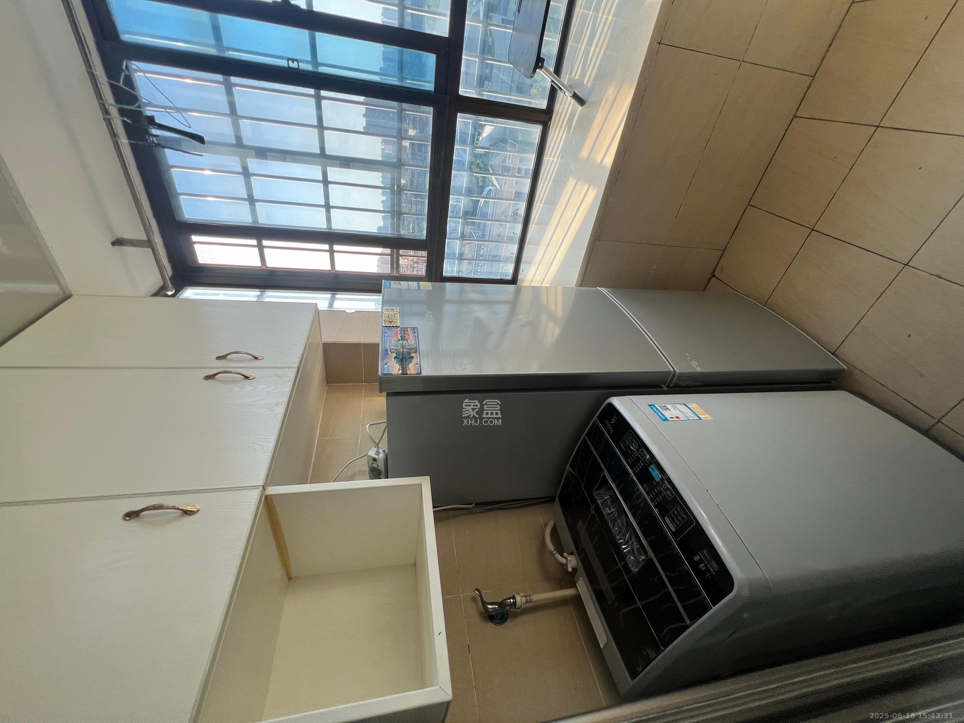 长盛上东区  1室1厅1卫    1600.0元/月室内图