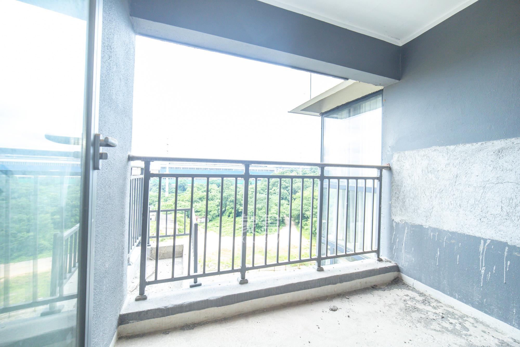 金辉优步星樾 3室2厅2卫 65.8万 金辉优步星樾 3室2厅2卫 65.8万卧室