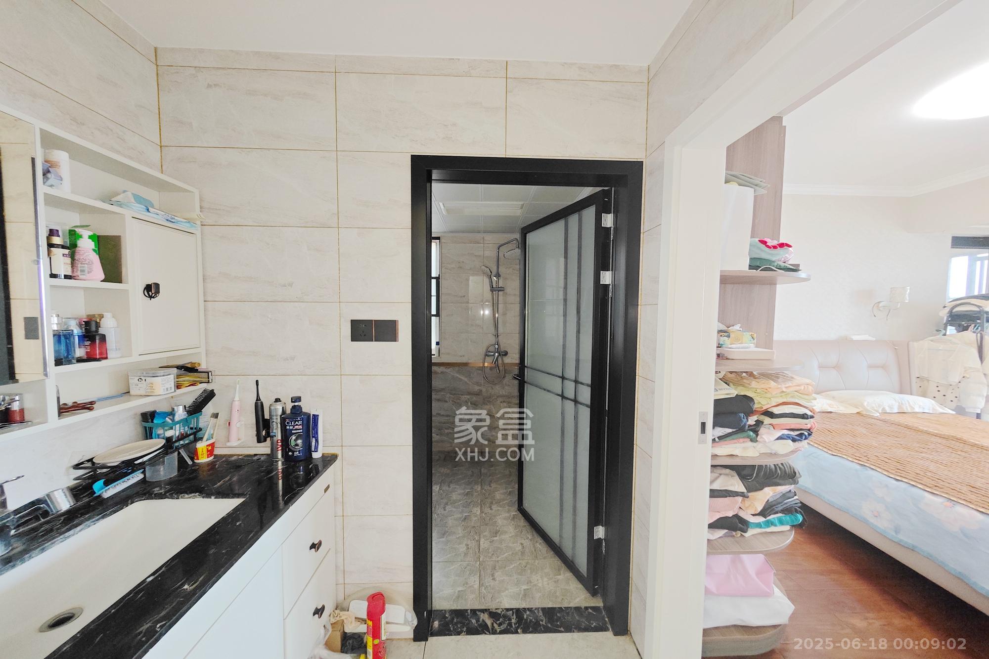 建发中央悦府 4室2厅2卫 208.0万 建发中央悦府 4室2厅2卫 208.0万其他