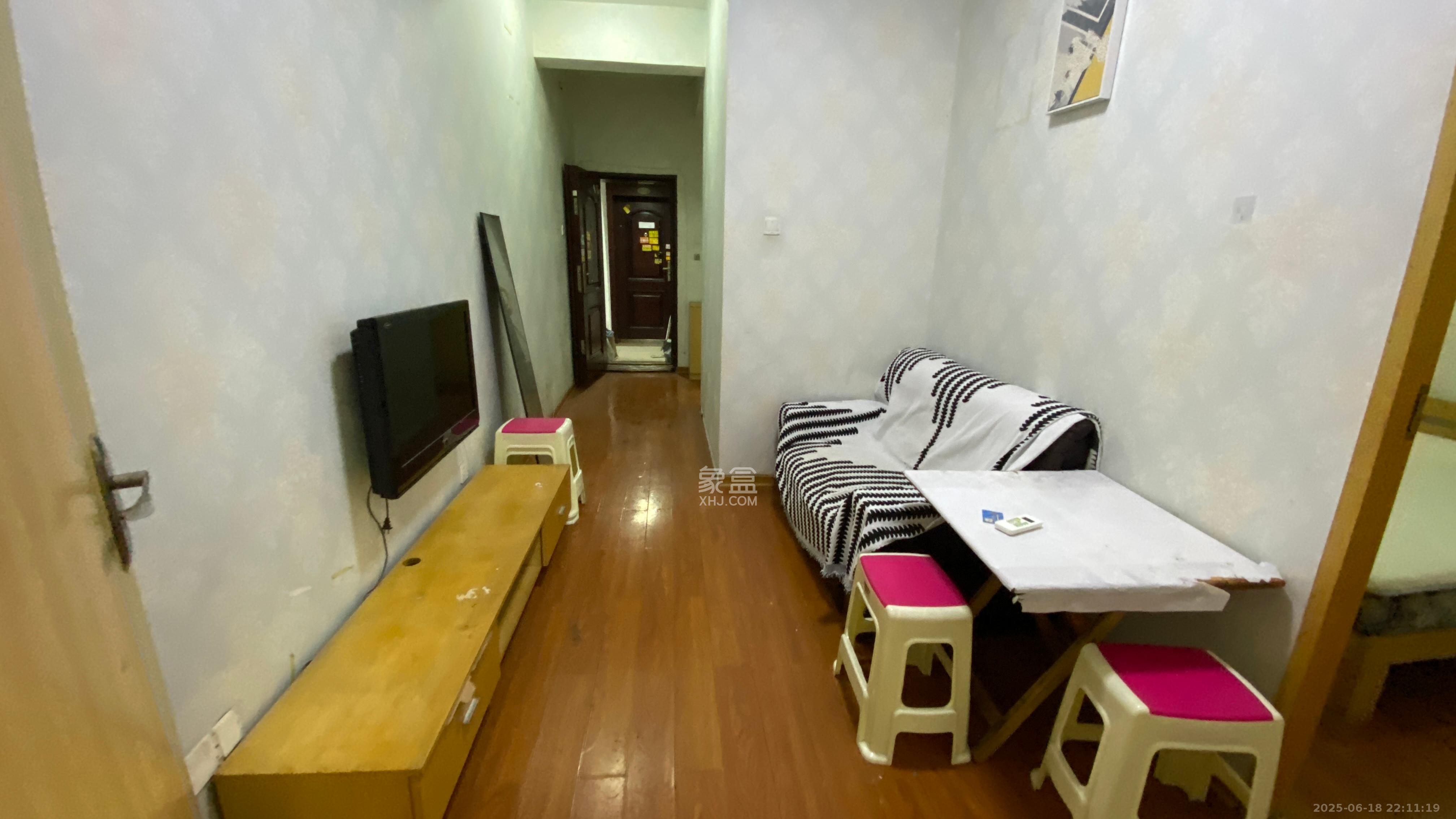 红星国际星城  2室1厅1卫    1400.0元/月 红星国际星城  2室1厅1卫    1400.0元/月室内图