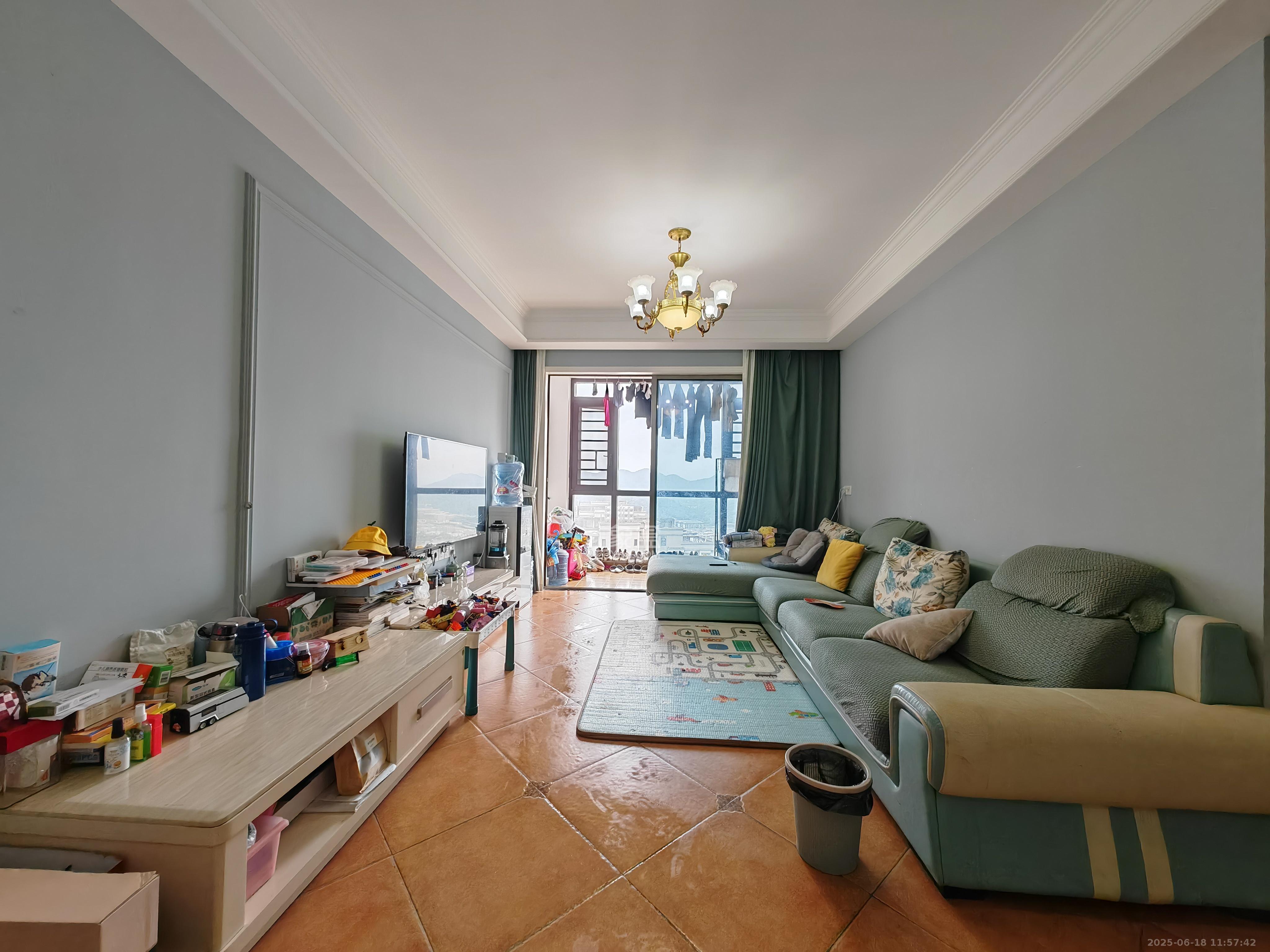 梅溪湖金茂湾 3室2厅1卫 3000.0元/月 梅溪湖金茂湾 3室2厅1卫 3000.0元/月室内图