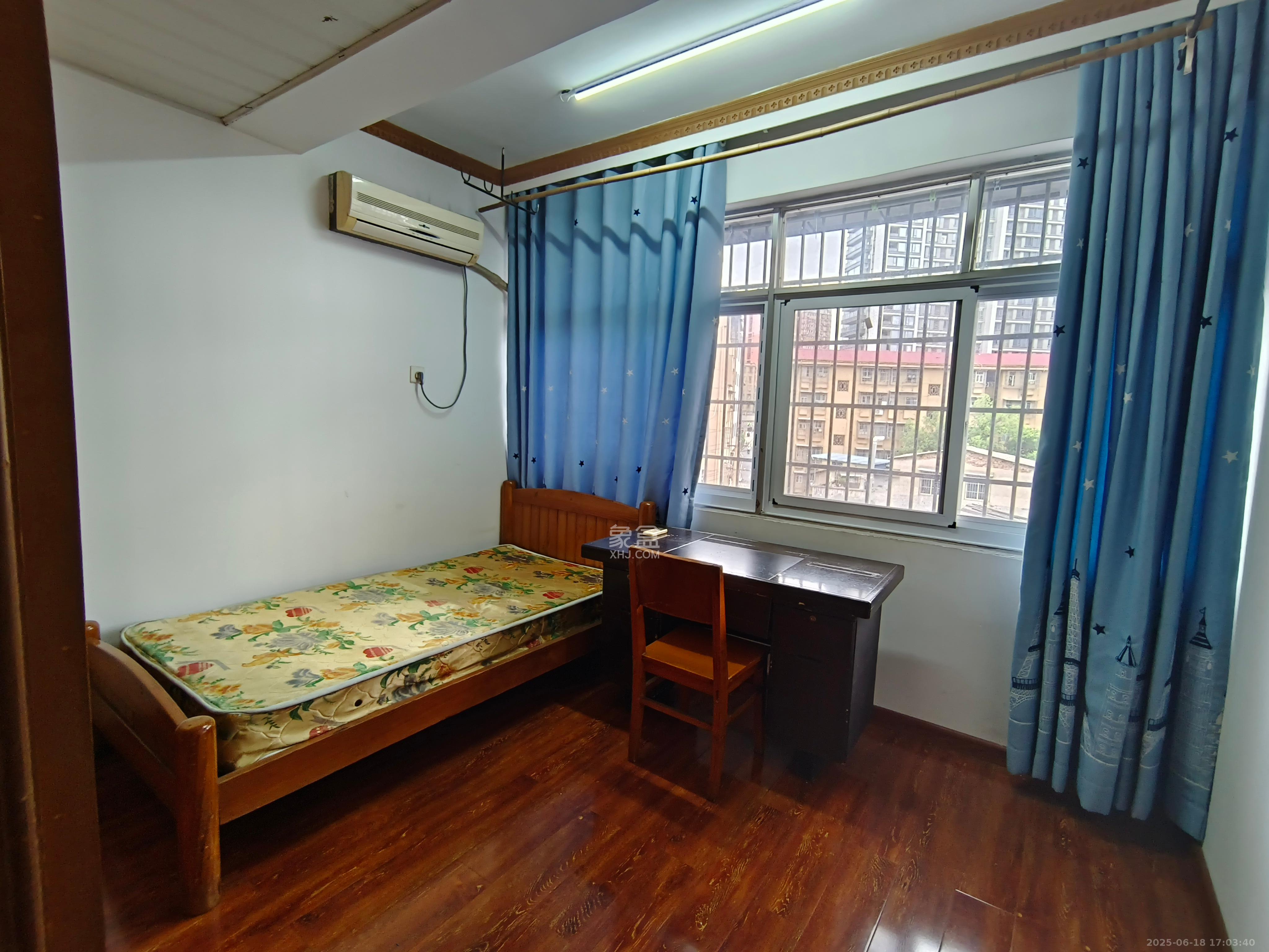 佳兴公寓  2室2厅1卫    2800.0元/月室内图