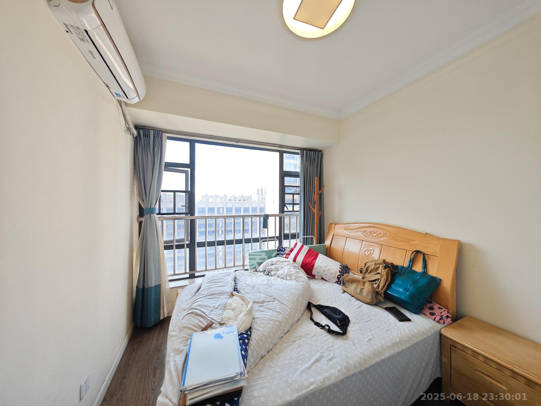 潇湘名城(新里程潇湘名城)  4室2厅2卫    125.0万 潇湘名城(新里程潇湘名城)  4室2厅2卫    125.0万卧室