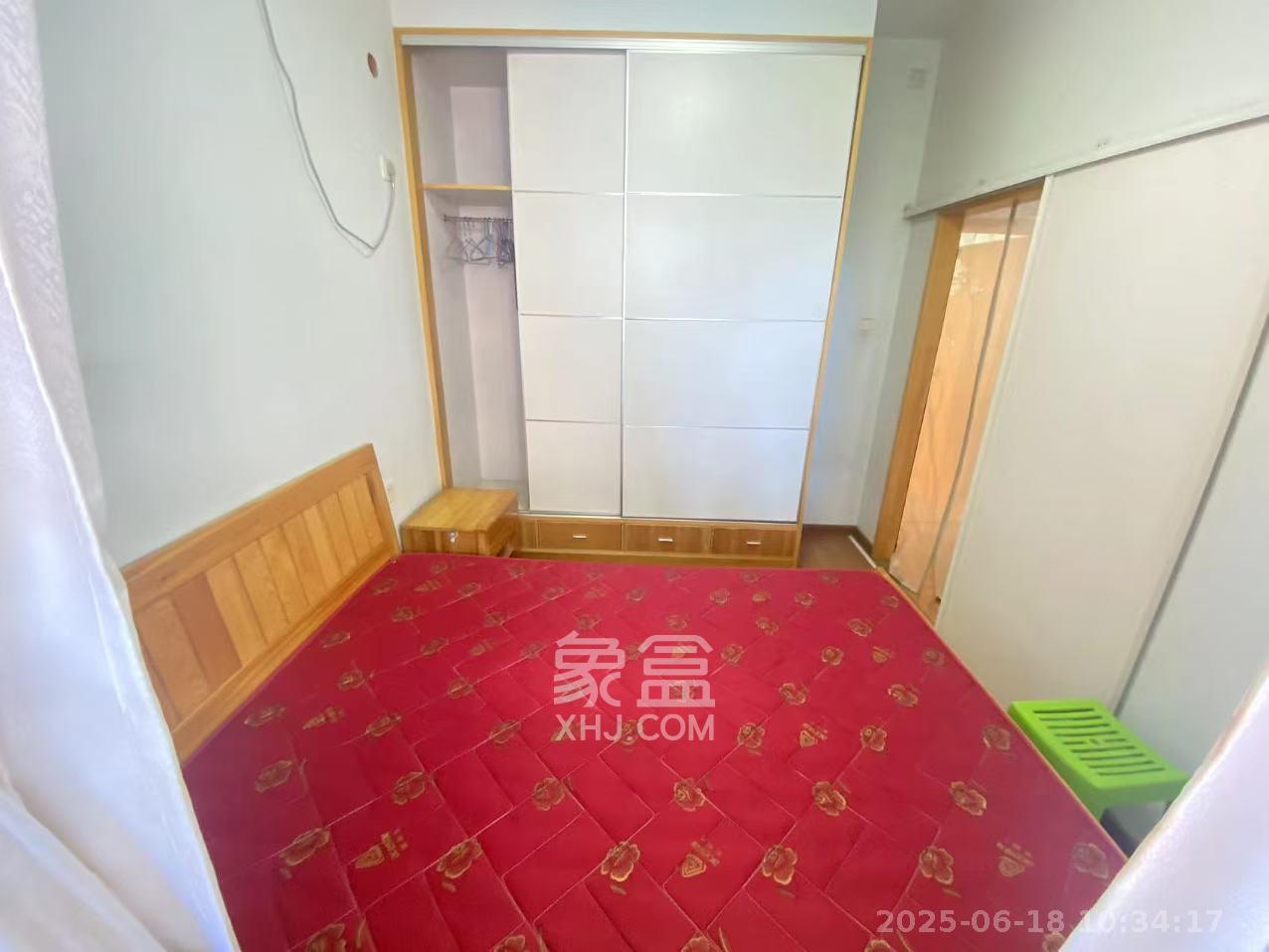 浦沅生活一区  2室2厅1卫   1400.00元/月室内图