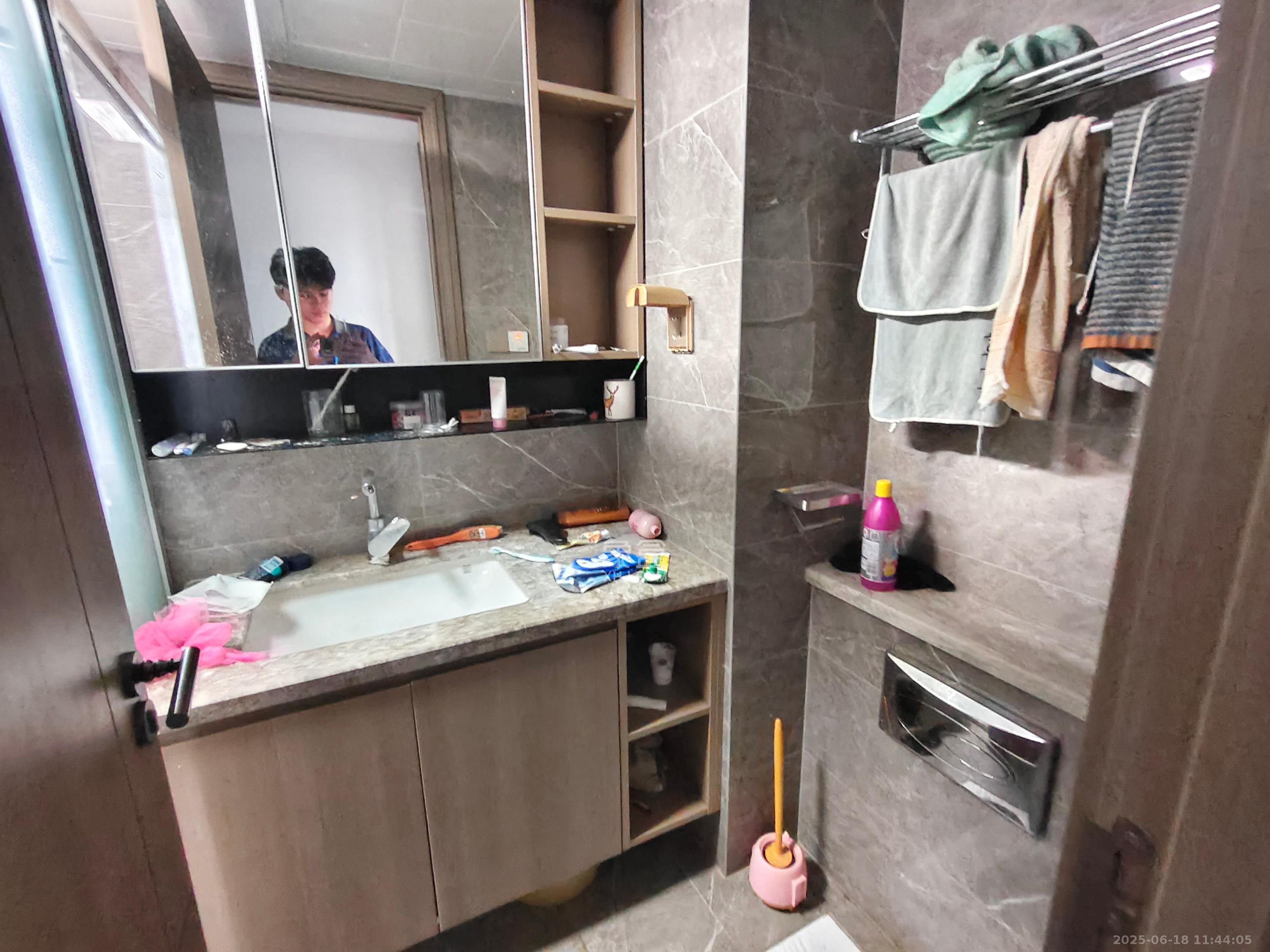 长沙溪山悦  3室2厅2卫   3000.00元/月室内图