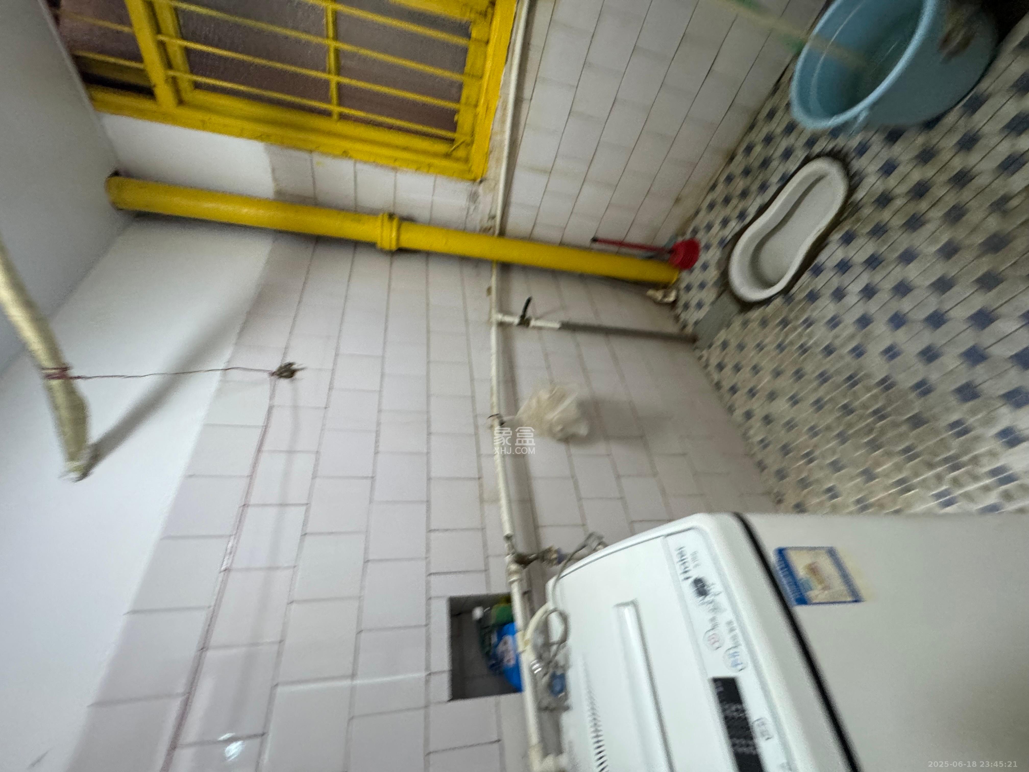新合六村  1室1厅1卫   1200.00元/月室内图