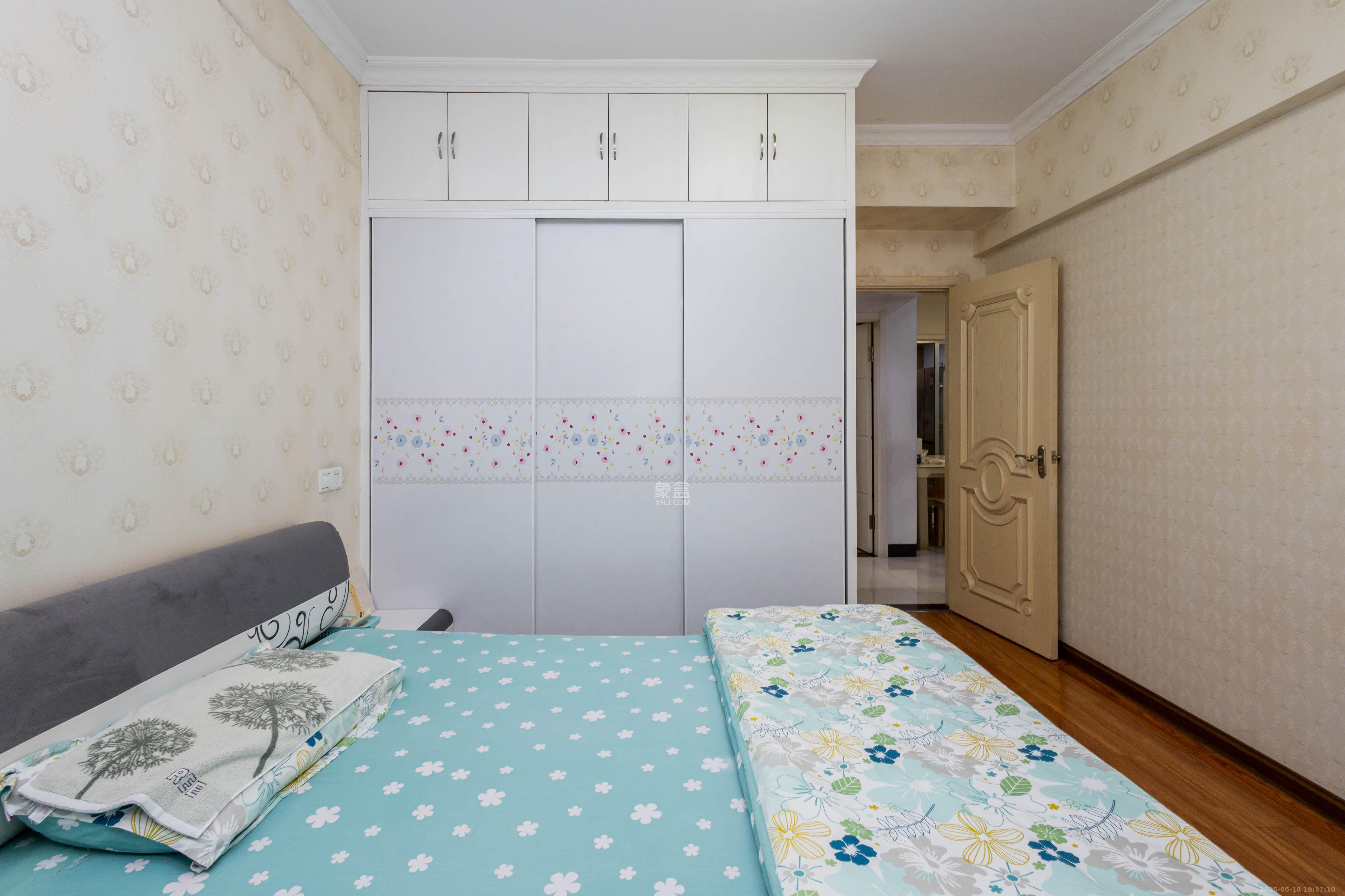 爵士湘 2室1厅1卫 48.8万 爵士湘 2室1厅1卫 48.8万卧室