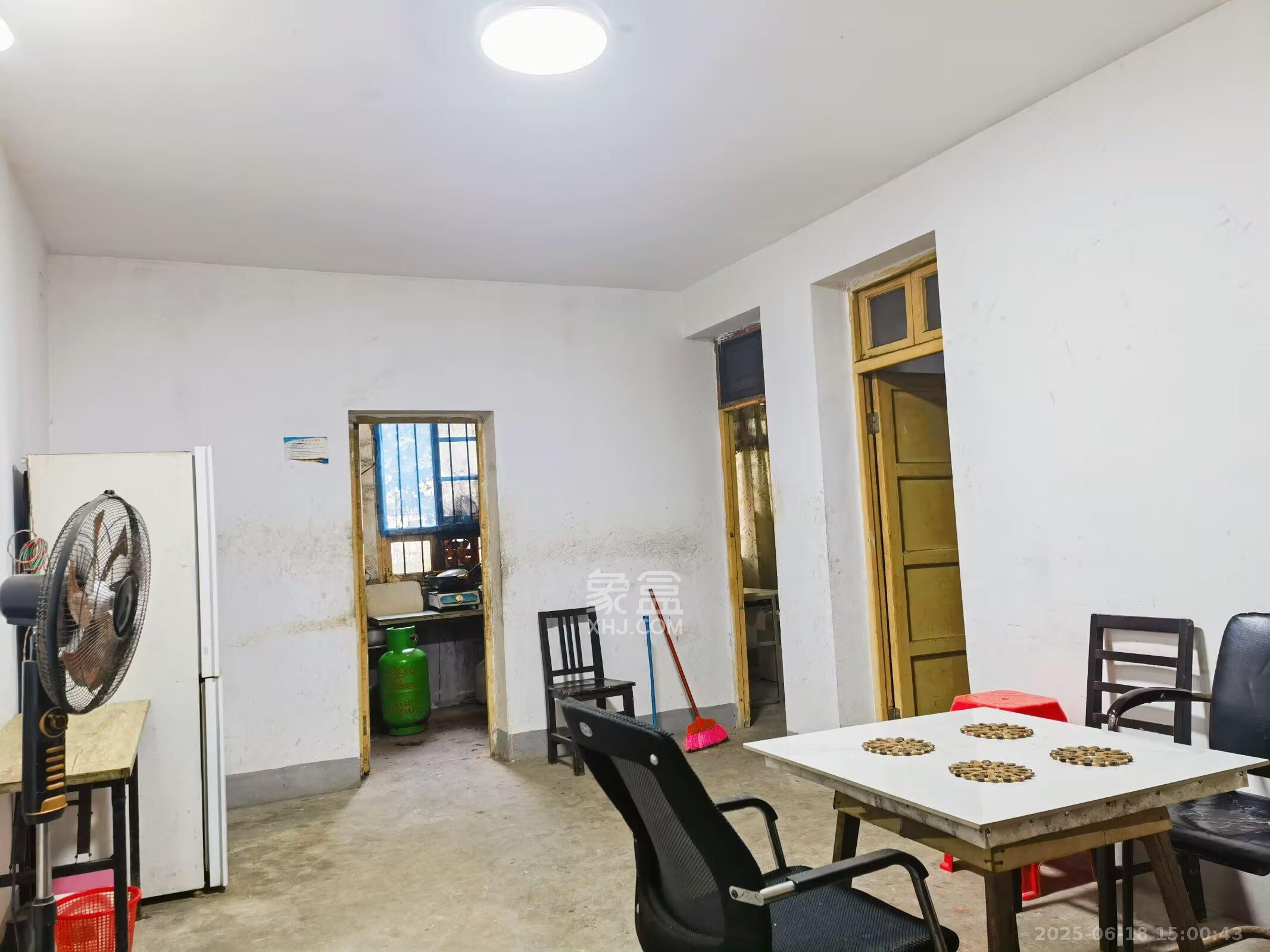 静谧园 2室1厅1卫 1000.0元/月 静谧园 2室1厅1卫 1000.0元/月室内图