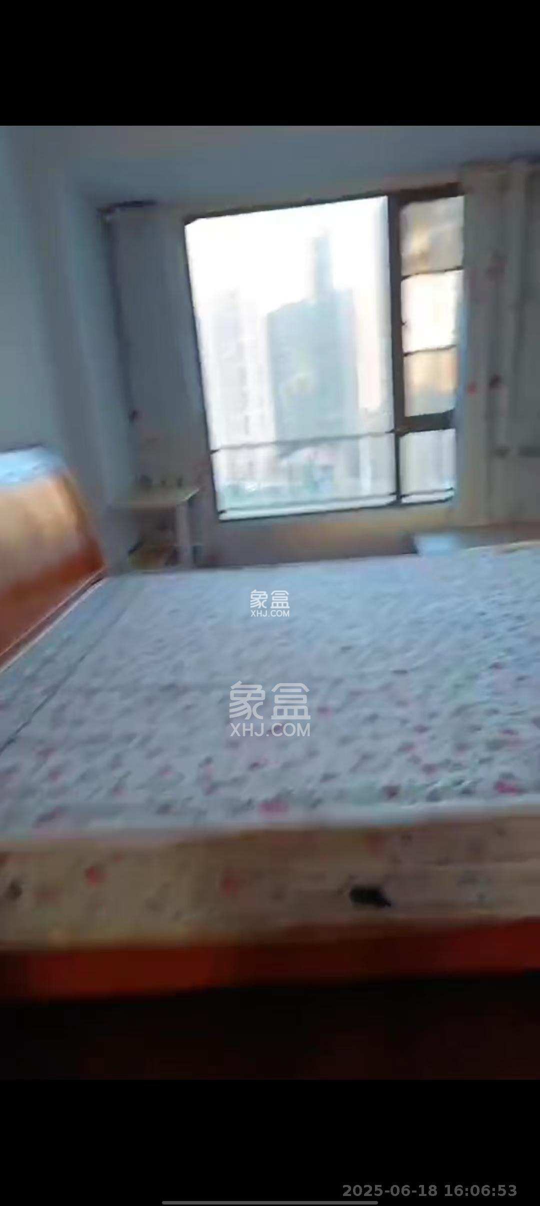 万科金域华府三四期 4室2厅1卫 3200.0元/月 万科金域华府三四期 4室2厅1卫 3200.0元/月室内图