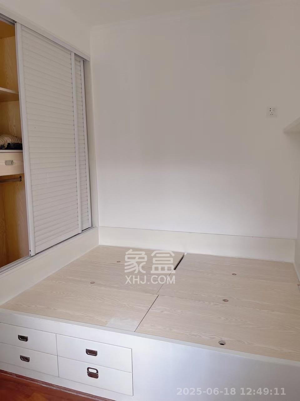 中国铁建梅溪青秀一期  2室1厅1卫   2100.00元/月室内图