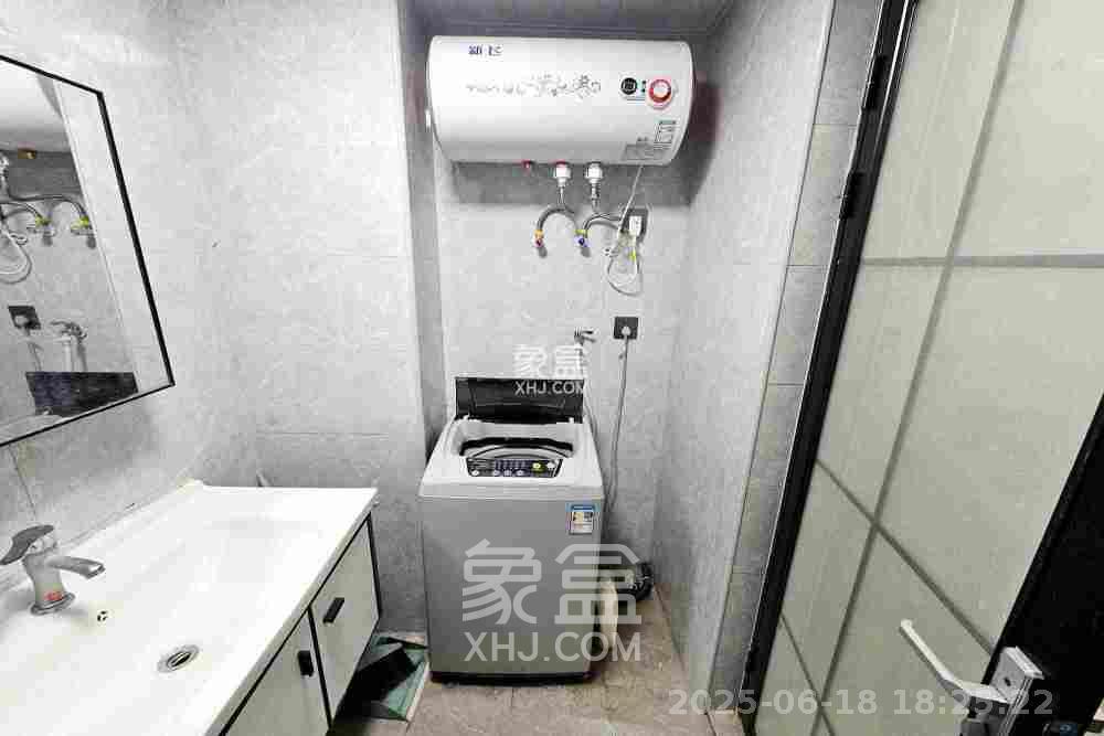 明昇壹城(明昇时代广场)二期 1室1厅1卫 1500.0元/月 明昇壹城(明昇时代广场)二期 1室1厅1卫 1500.0元/月室内图