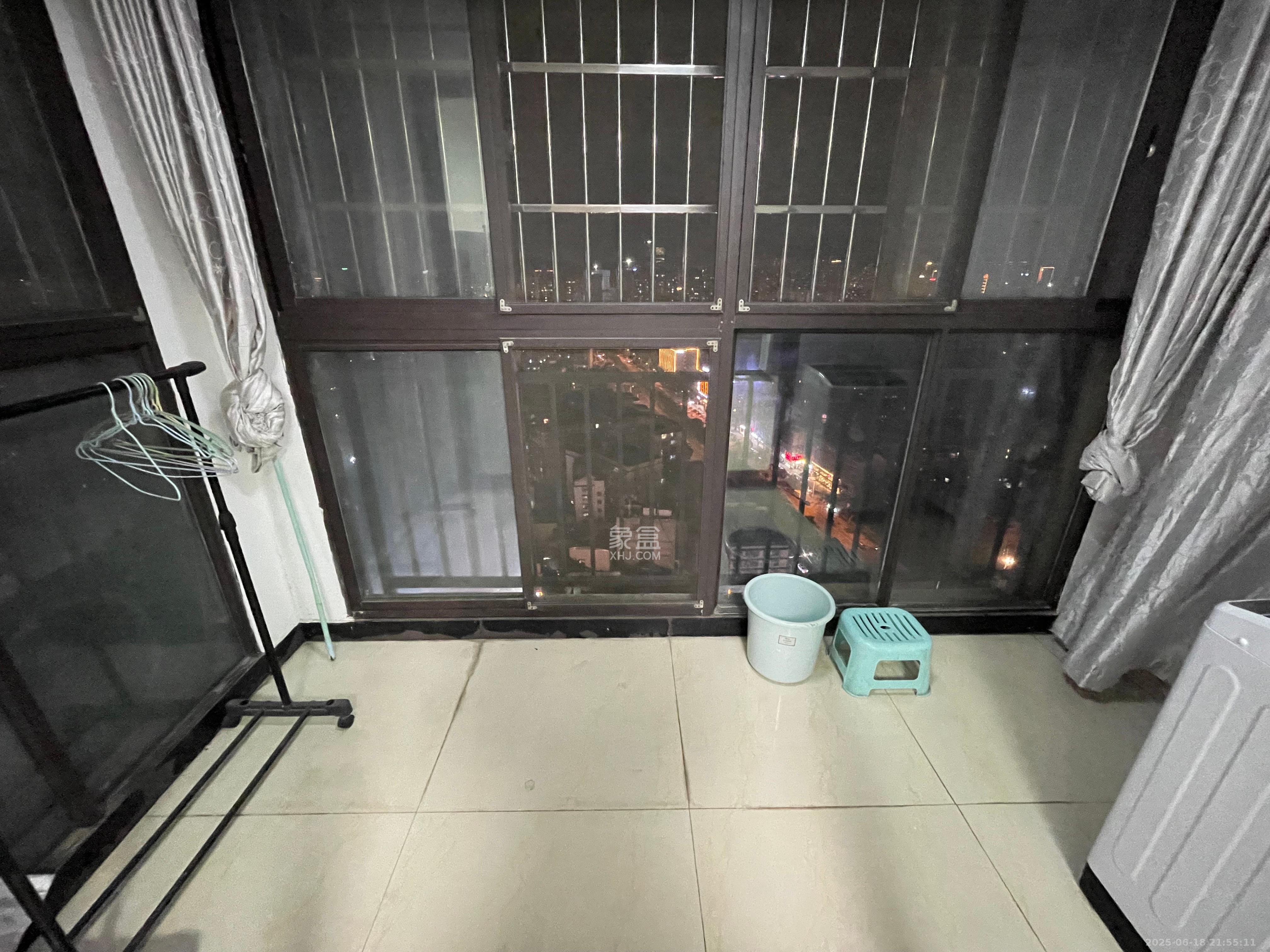 南枫时光  3室2厅1卫   2400.00元/月室内图