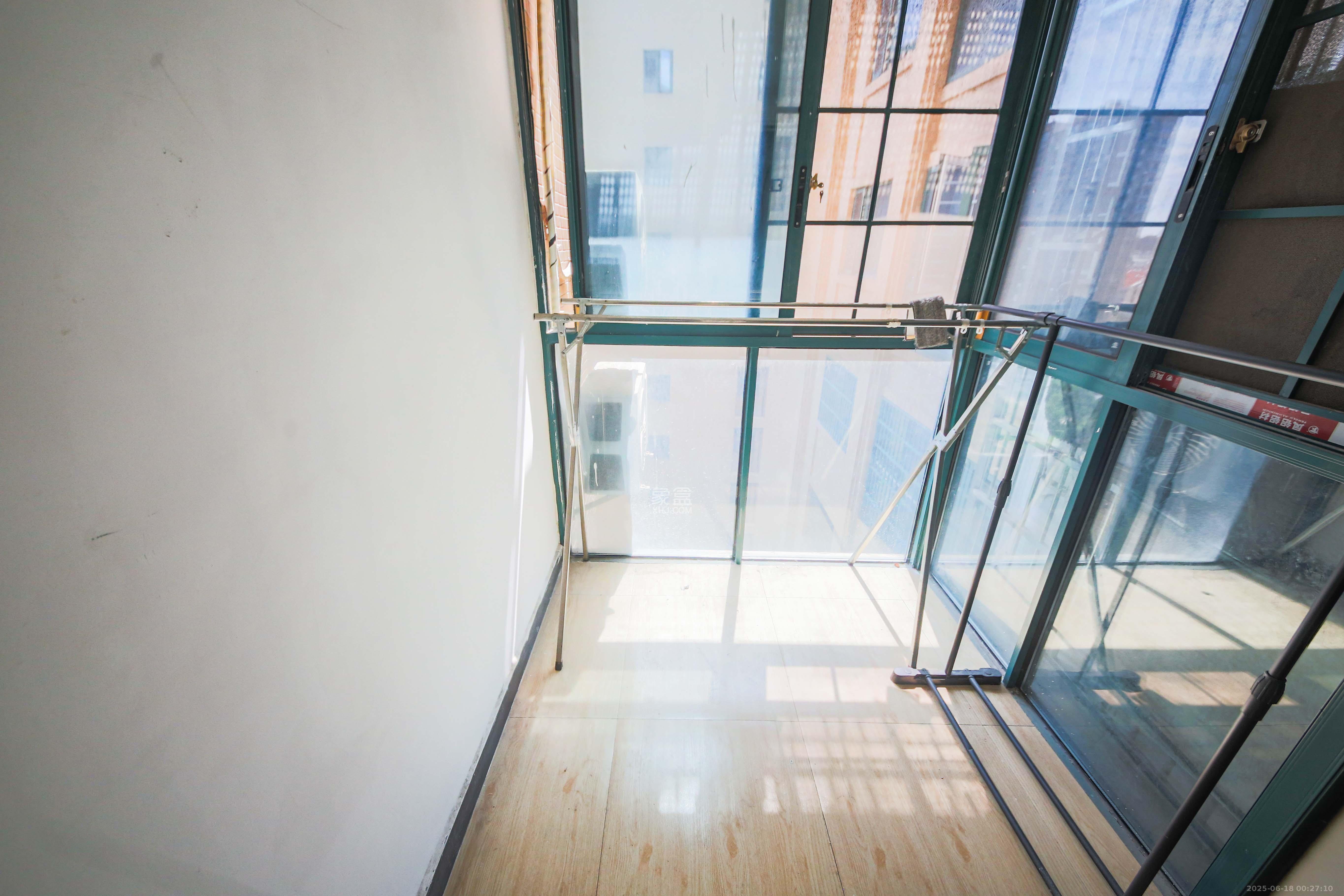 才子嘉都  3室2厅2卫    86.8万 才子嘉都  3室2厅2卫    86.8万阳台