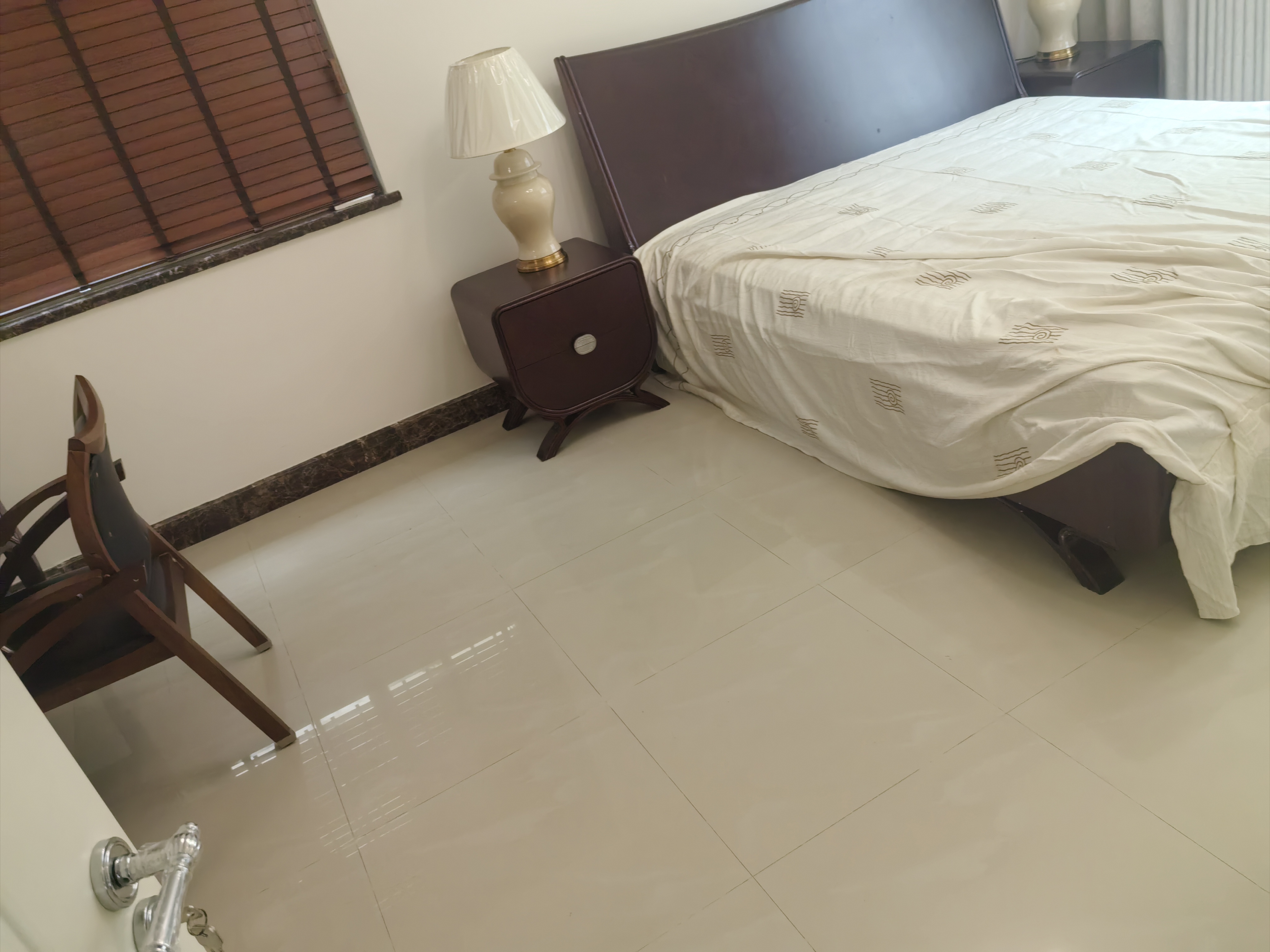 九龙花园别墅 7室4厅5卫 16000.0元/月 九龙花园别墅 7室4厅5卫 16000.0元/月室内图