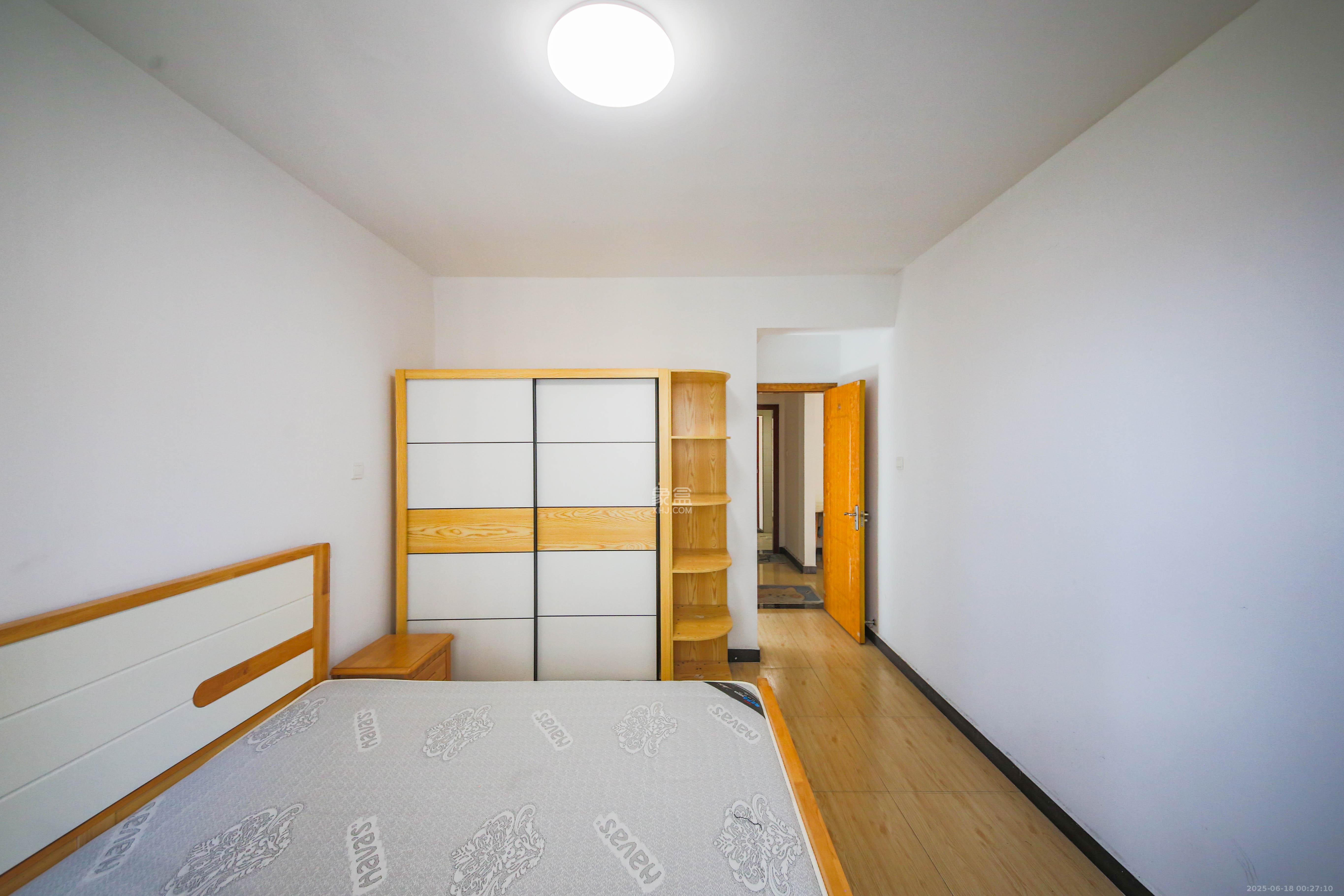 才子嘉都  3室2厅2卫    86.8万 才子嘉都  3室2厅2卫    86.8万卧室