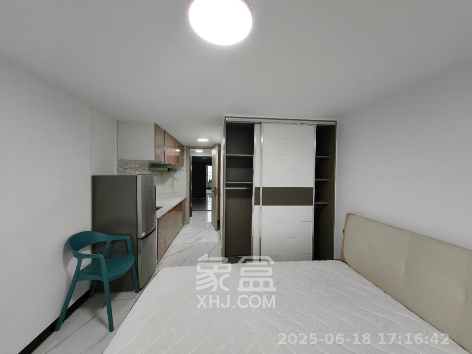 龙湖湘江星座（祺鑫星座公寓）  1室1厅1卫   1350.00元/月室内图