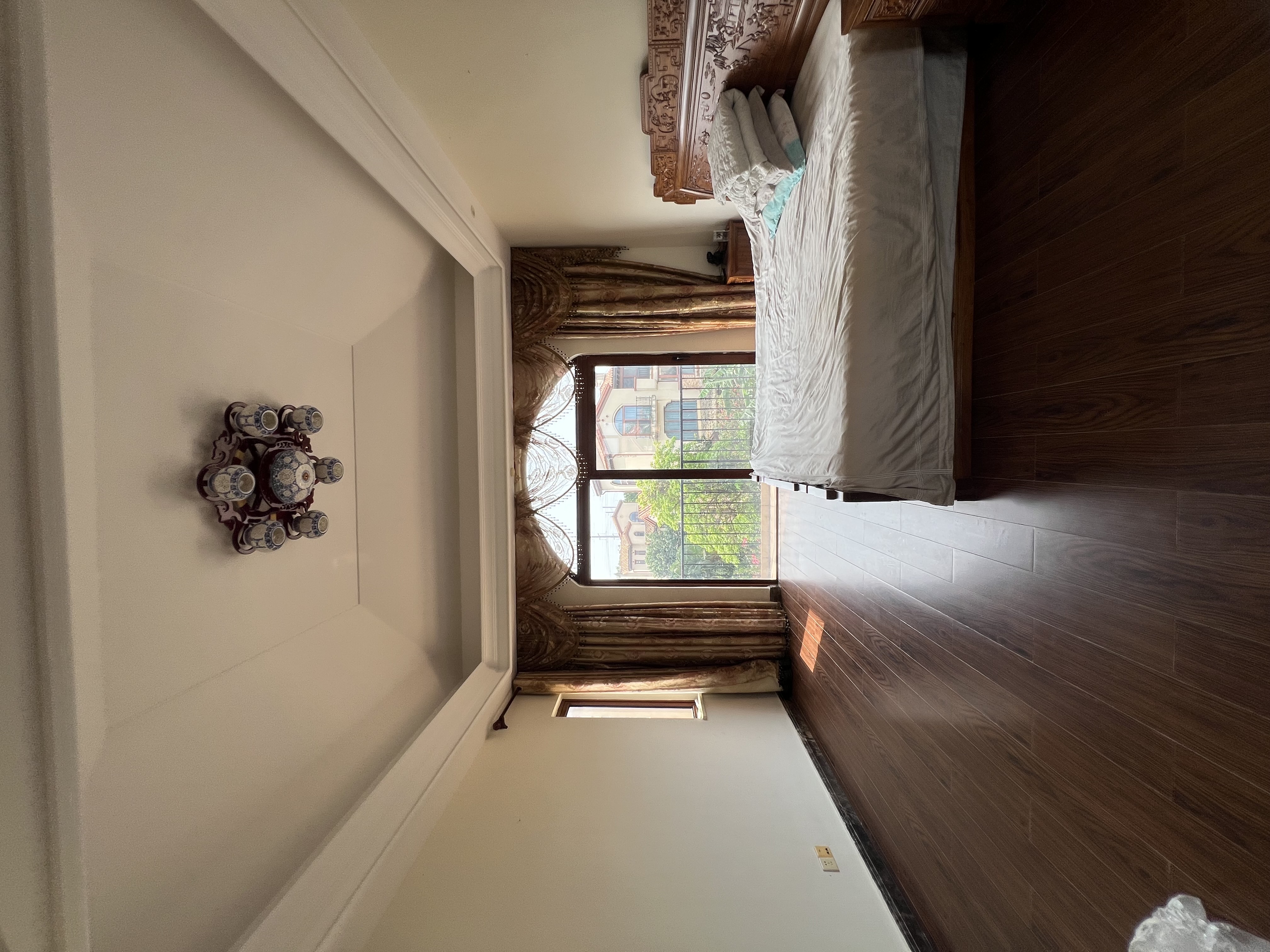 富力盈溪谷  5室3厅4卫    680.0万 富力盈溪谷  5室3厅4卫    680.0万室内图