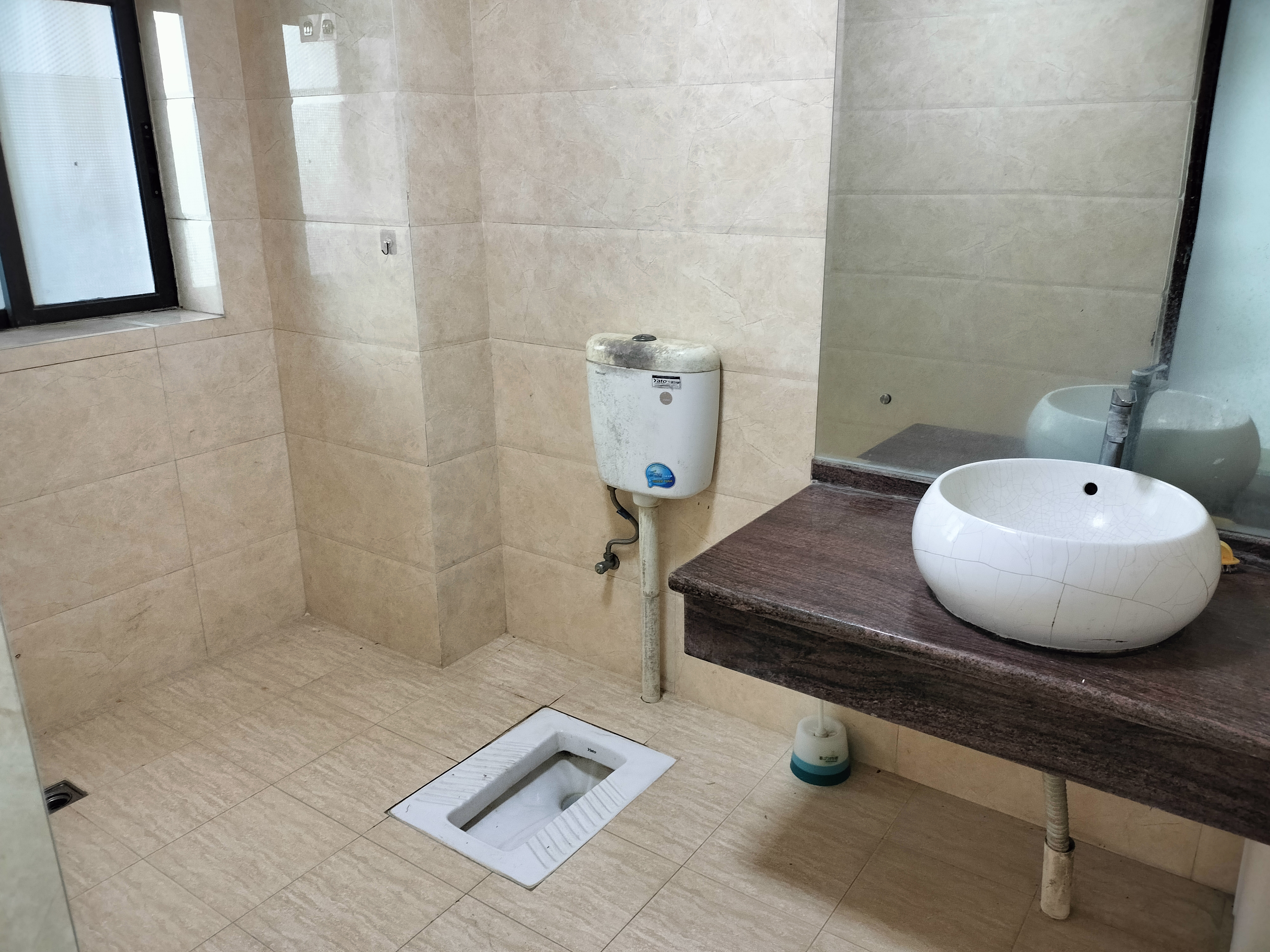 和风江岸 4室2厅2卫 4000.0元/月 和风江岸 4室2厅2卫 4000.0元/月室内图