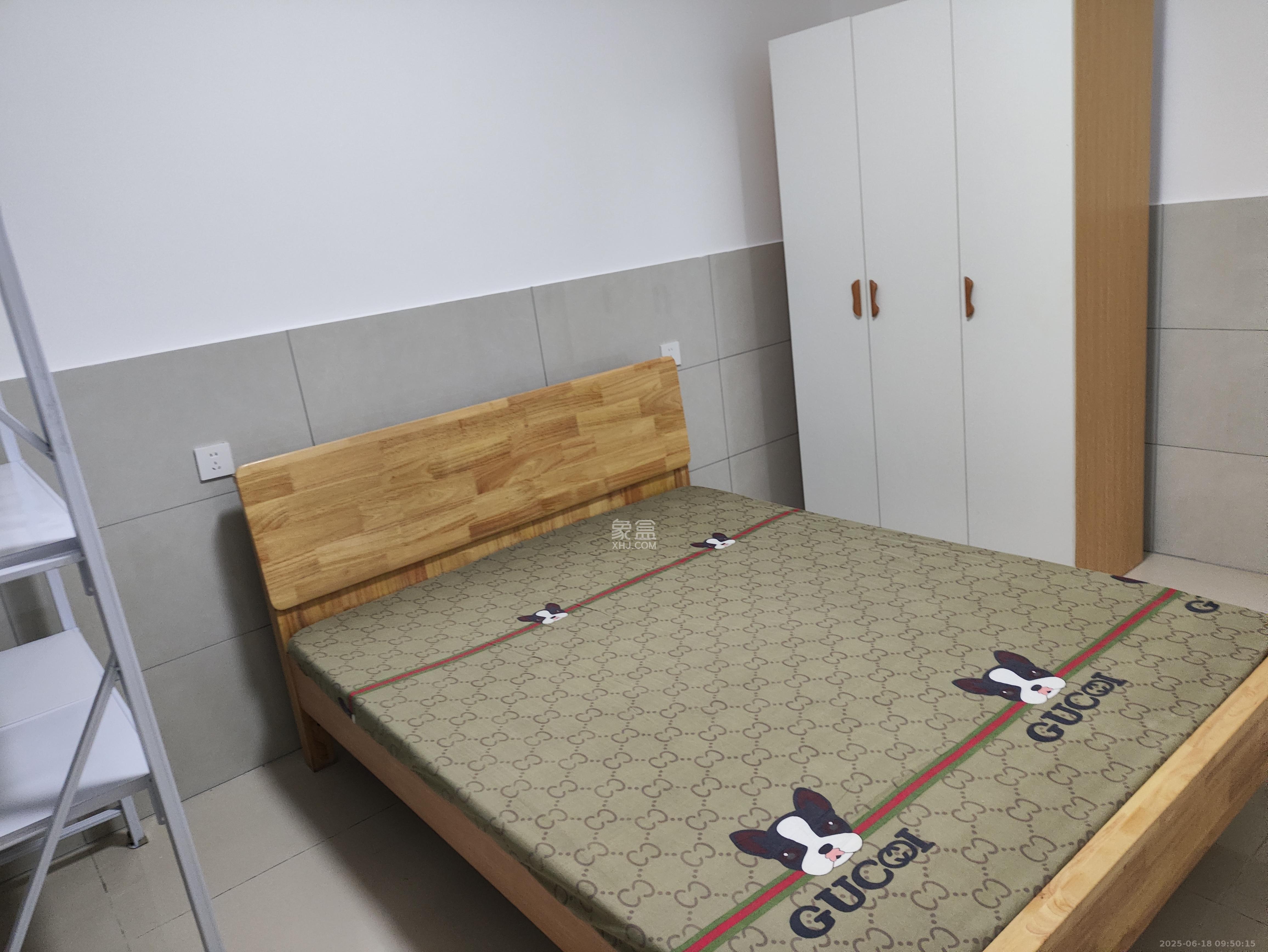 桐荫里社区  2室1厅1卫   2300.00元/月室内图