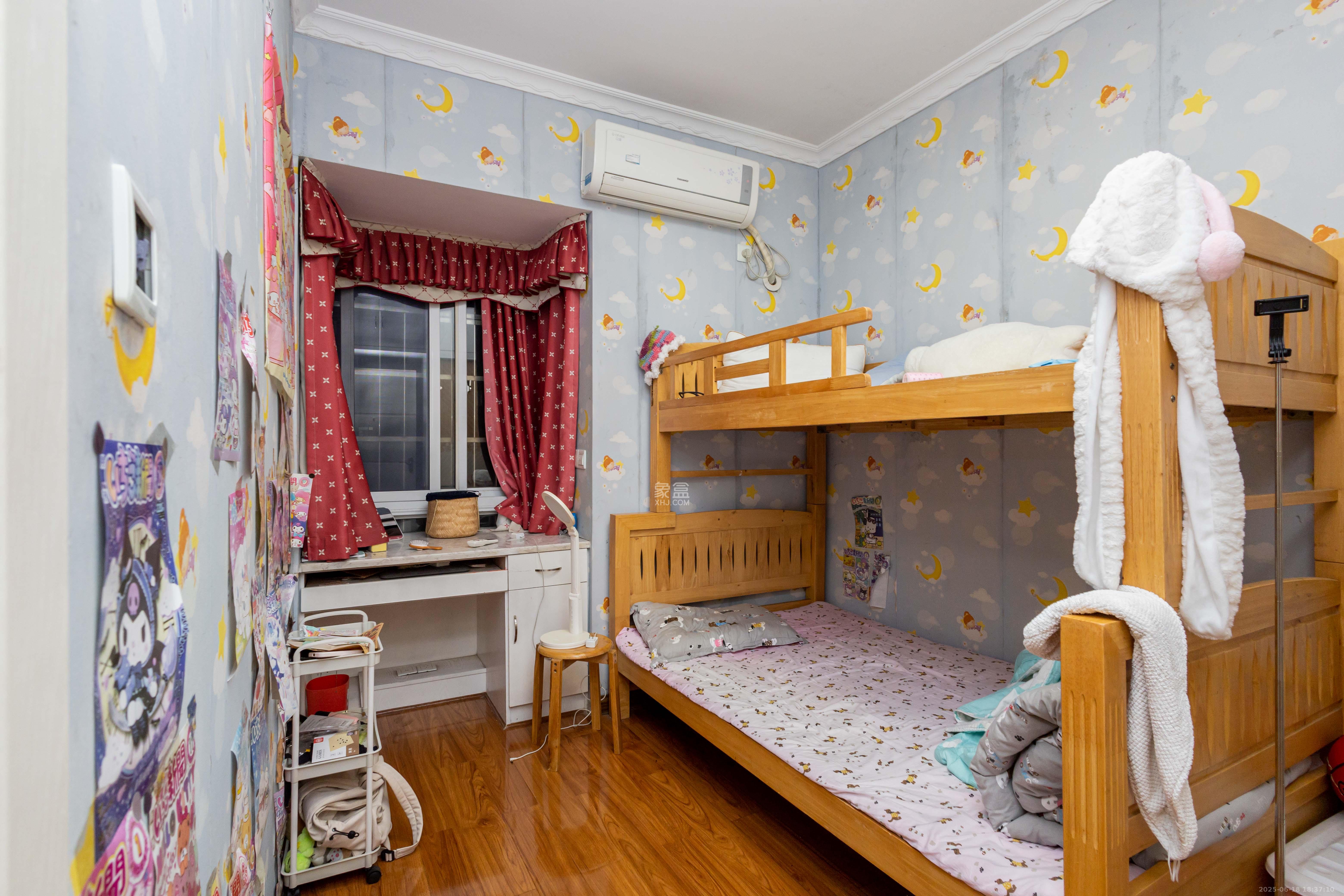 爵士湘 2室1厅1卫 48.8万 爵士湘 2室1厅1卫 48.8万卧室