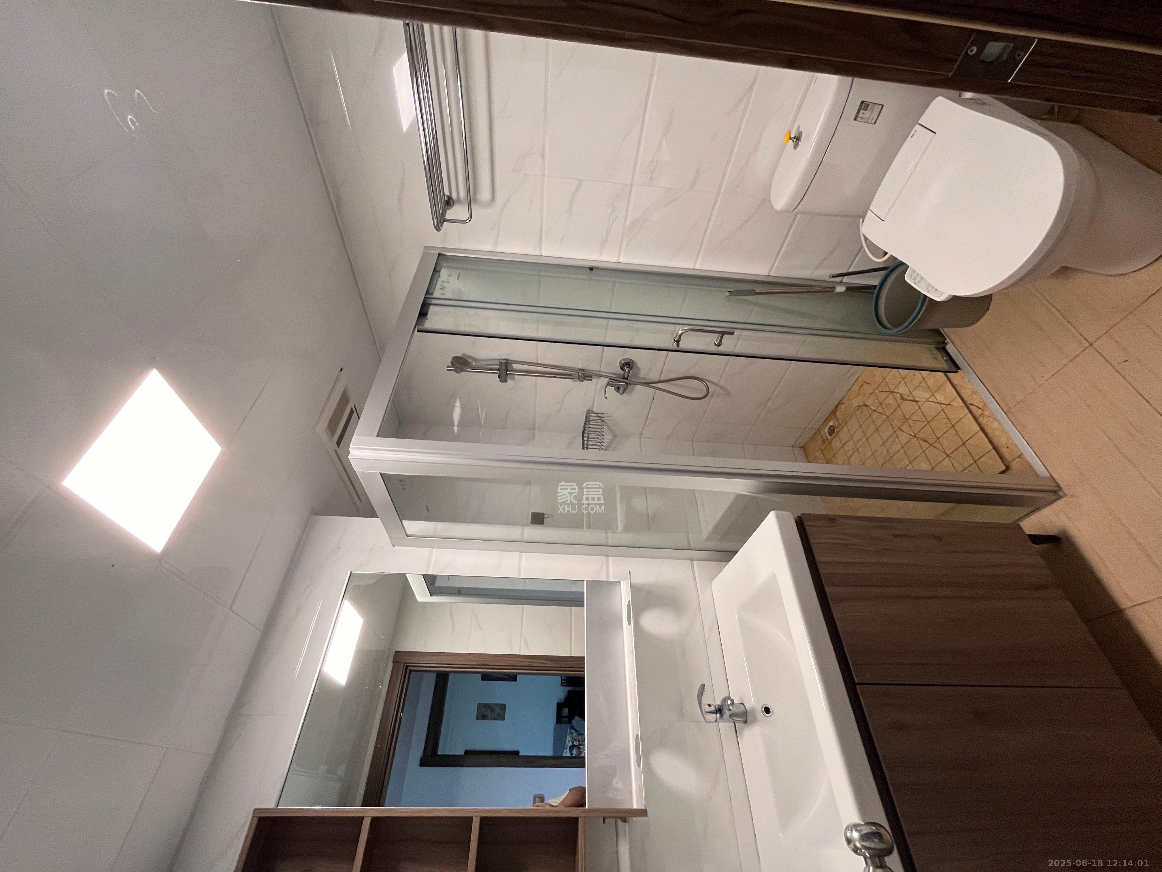 碧桂园星城首府 6室2厅3卫 6000.0元/月 碧桂园星城首府 6室2厅3卫 6000.0元/月室内图