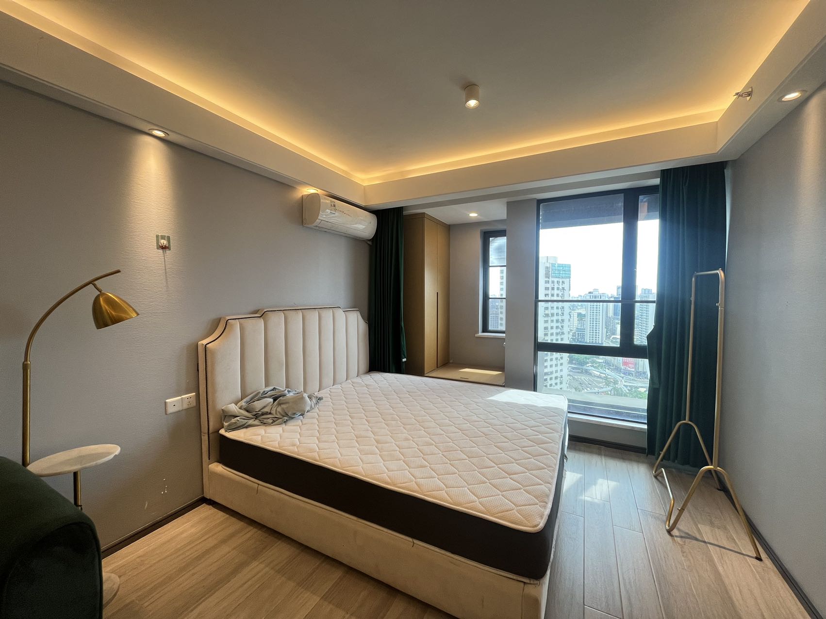 融创精彩天地 1室0厅1卫 1800.0元/月 融创精彩天地 1室0厅1卫 1800.0元/月室内图