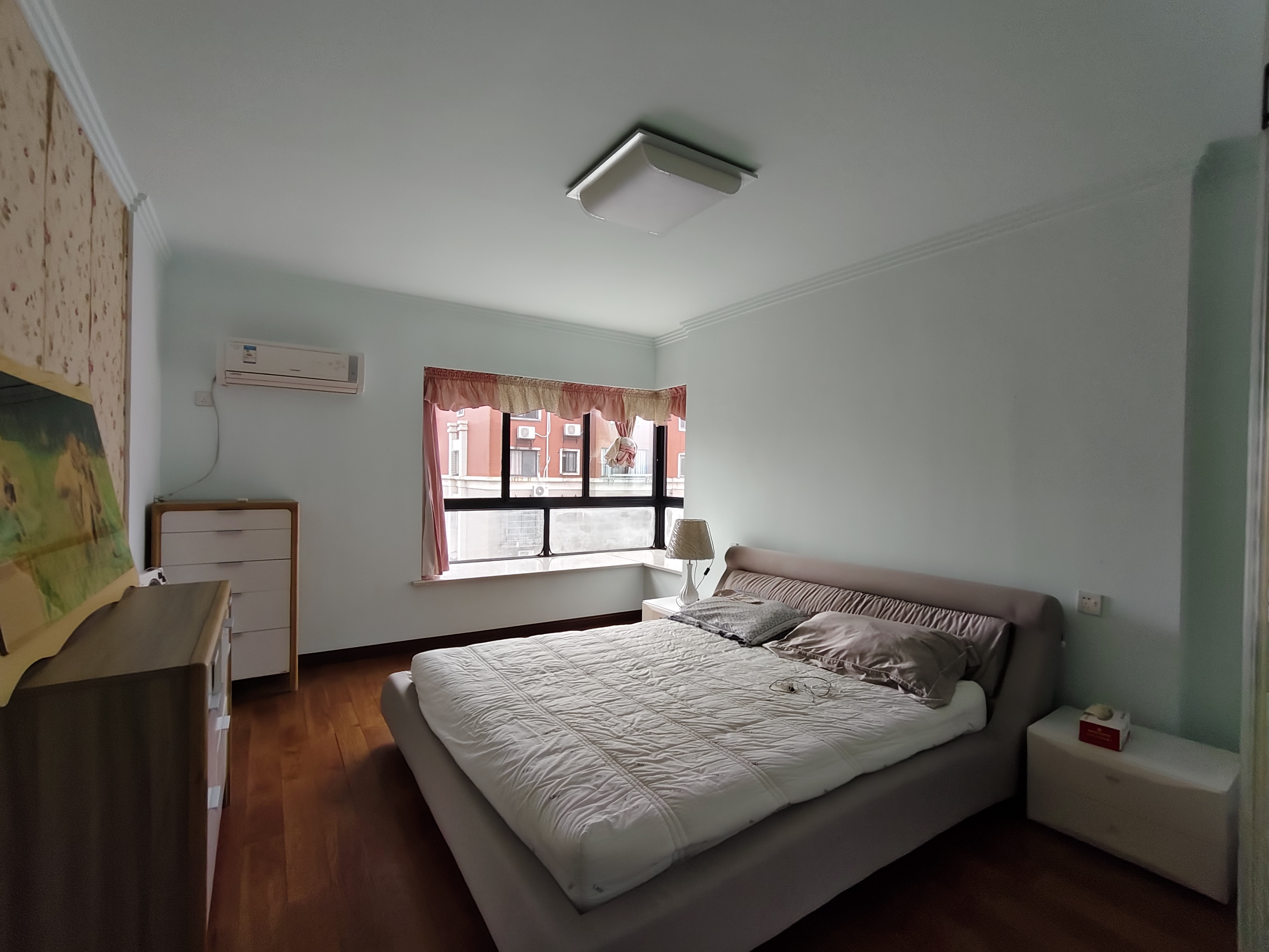 上城世家 3室2厅2卫 2100.0元/月 上城世家 3室2厅2卫 2100.0元/月户型图