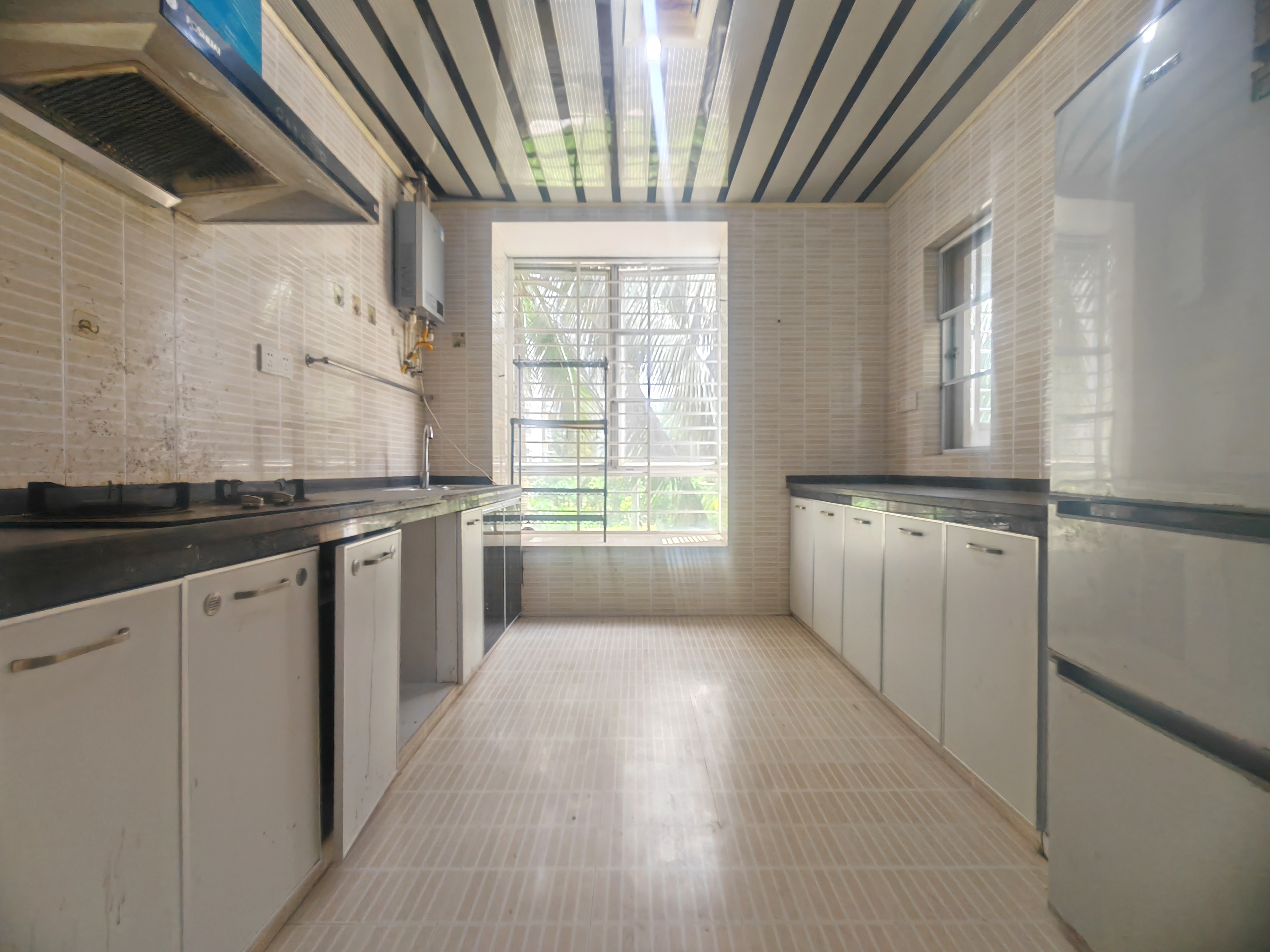 耀江花园 3室2厅1卫 180.0万 耀江花园 3室2厅1卫 180.0万客厅