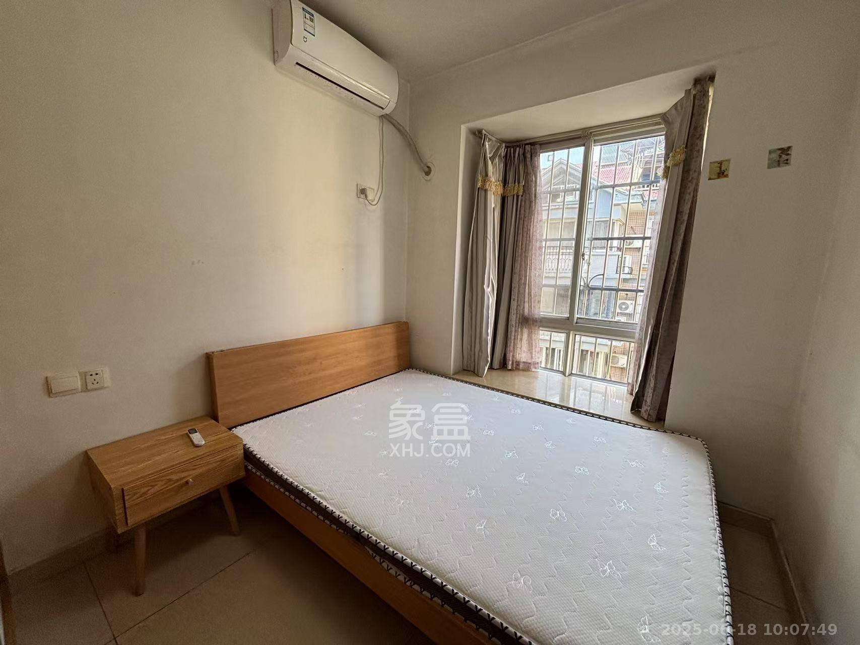 白沙家园（白沙欣苑）  4室2厅1卫    3600.0元/月室内图