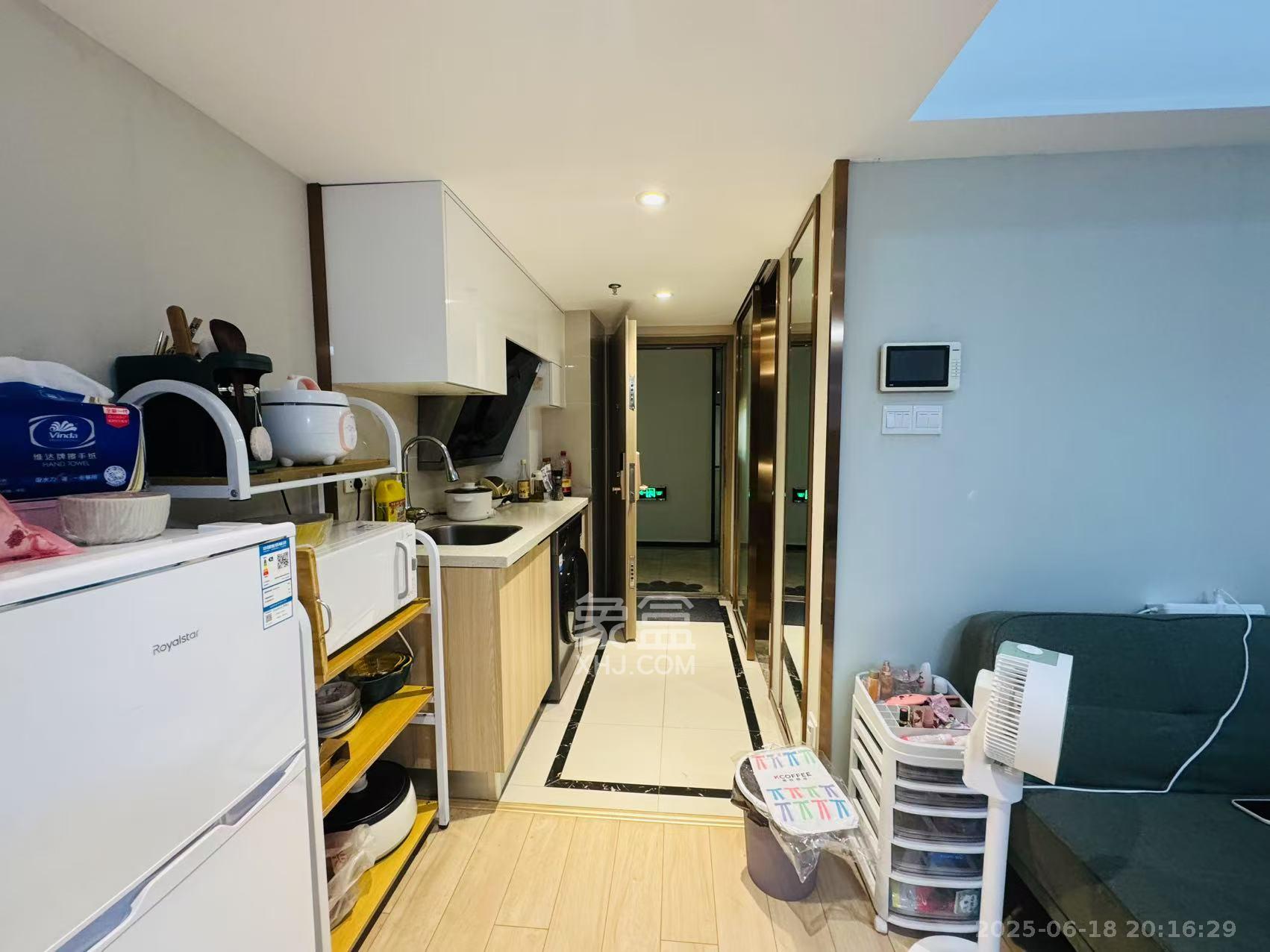 远洋外滩壹号 2室1厅1卫 2400.0元/月 远洋外滩壹号 2室1厅1卫 2400.0元/月室内图