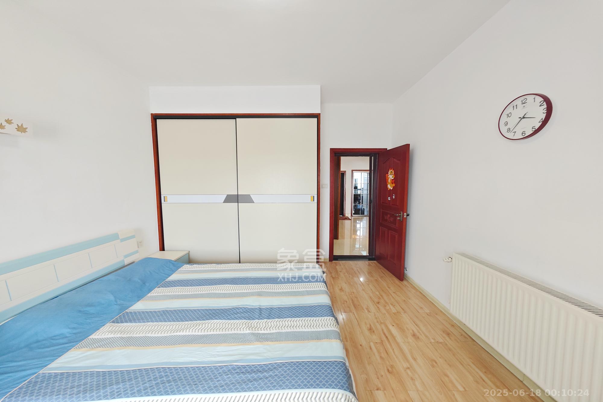 锦绣世纪 4室2厅2卫 152.0万 锦绣世纪 4室2厅2卫 152.0万卧室