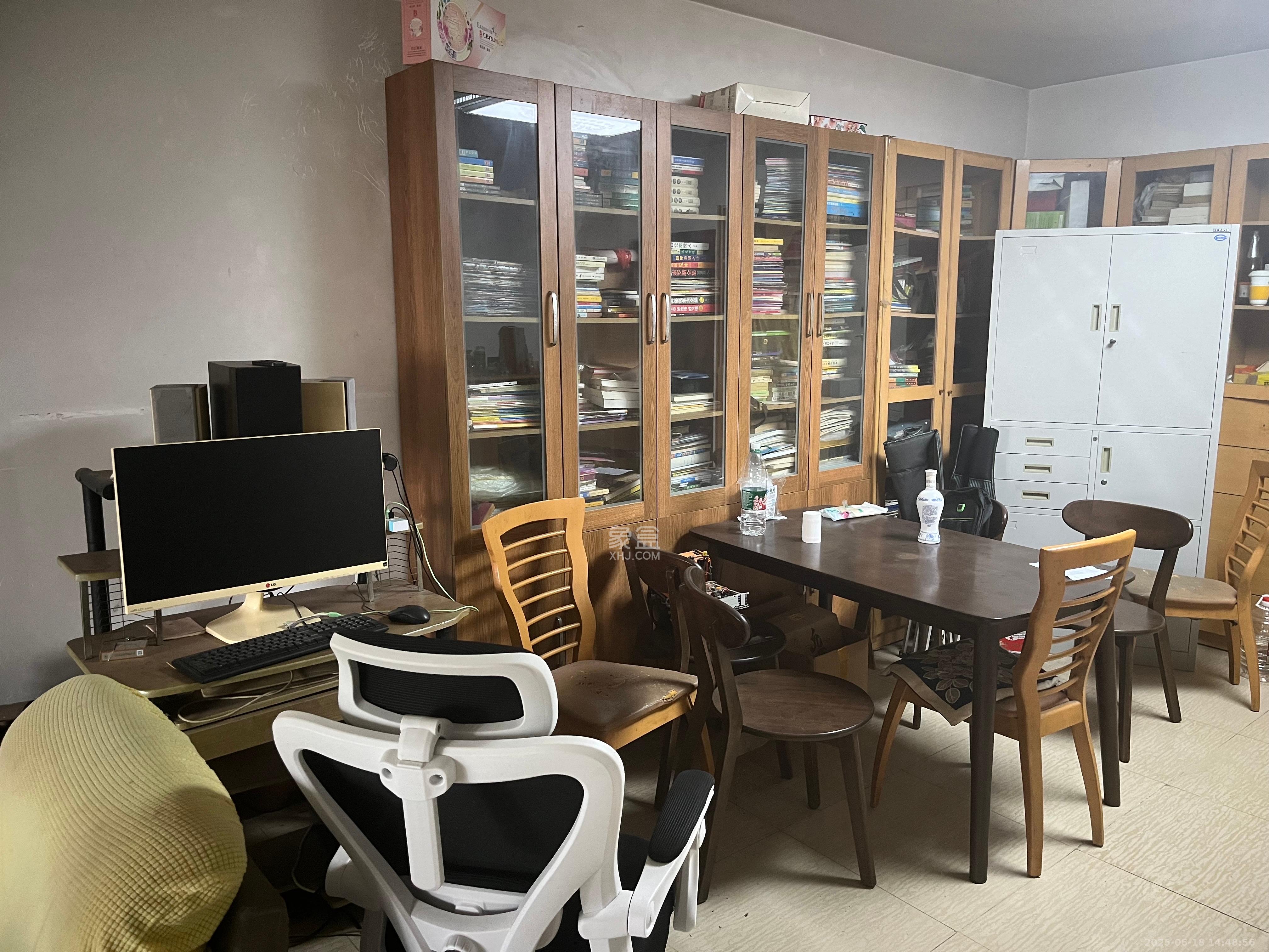 铁银大厦 2室2厅1卫 2000.0元/月 铁银大厦 2室2厅1卫 2000.0元/月室内图