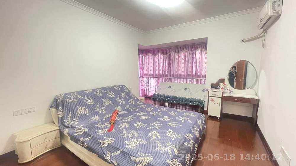 经世皇城 3室2厅2卫 1500.0元/月 经世皇城 3室2厅2卫 1500.0元/月室内图