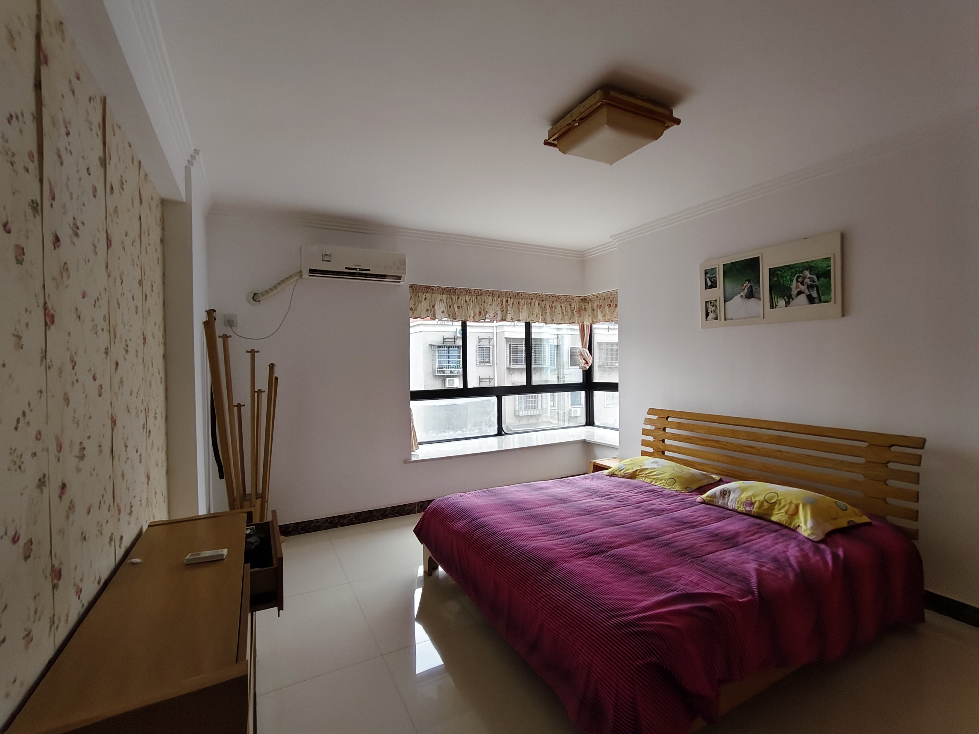 上城世家 3室2厅2卫 2100.0元/月 上城世家 3室2厅2卫 2100.0元/月室内图