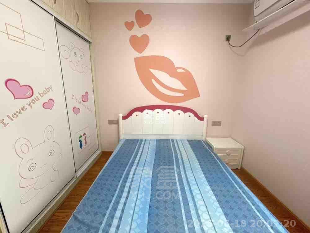 中建御山和苑  4室2厅2卫   2500.00元/月室内图
