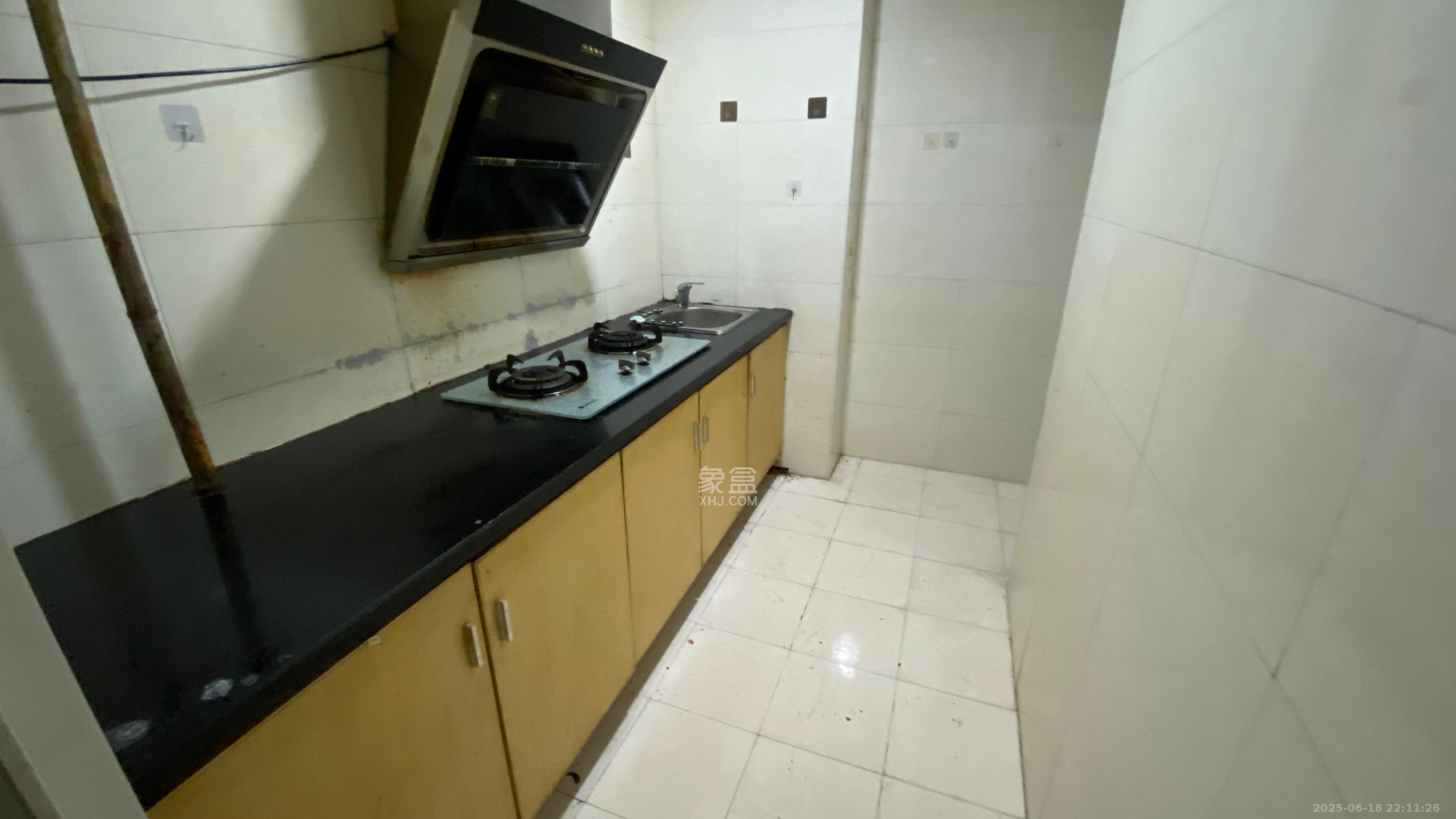 红星国际星城  2室1厅1卫    1400.0元/月 红星国际星城  2室1厅1卫    1400.0元/月室内图