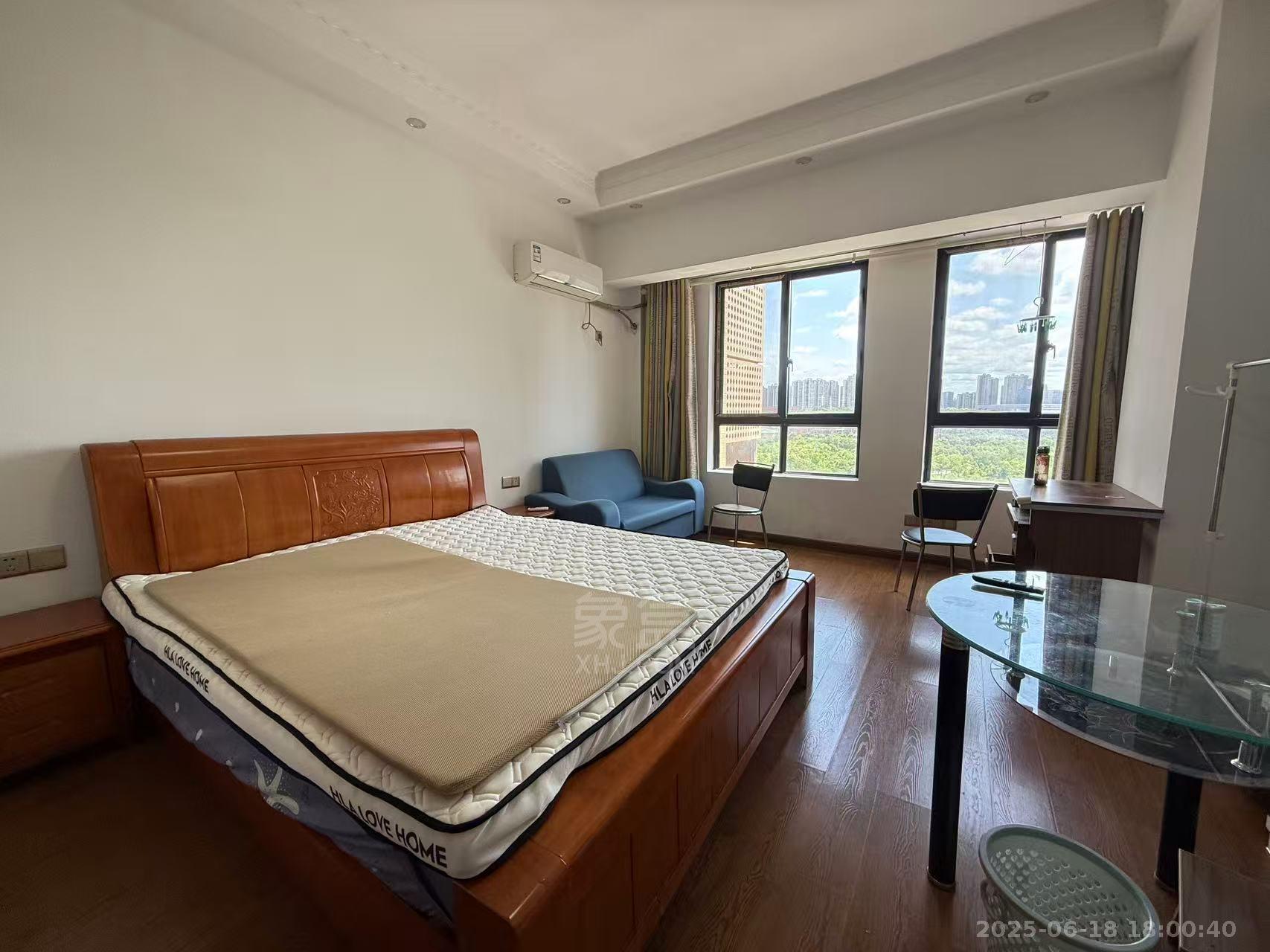 康桥美郡 1室1厅1卫 1100.0元/月 康桥美郡 1室1厅1卫 1100.0元/月室内图