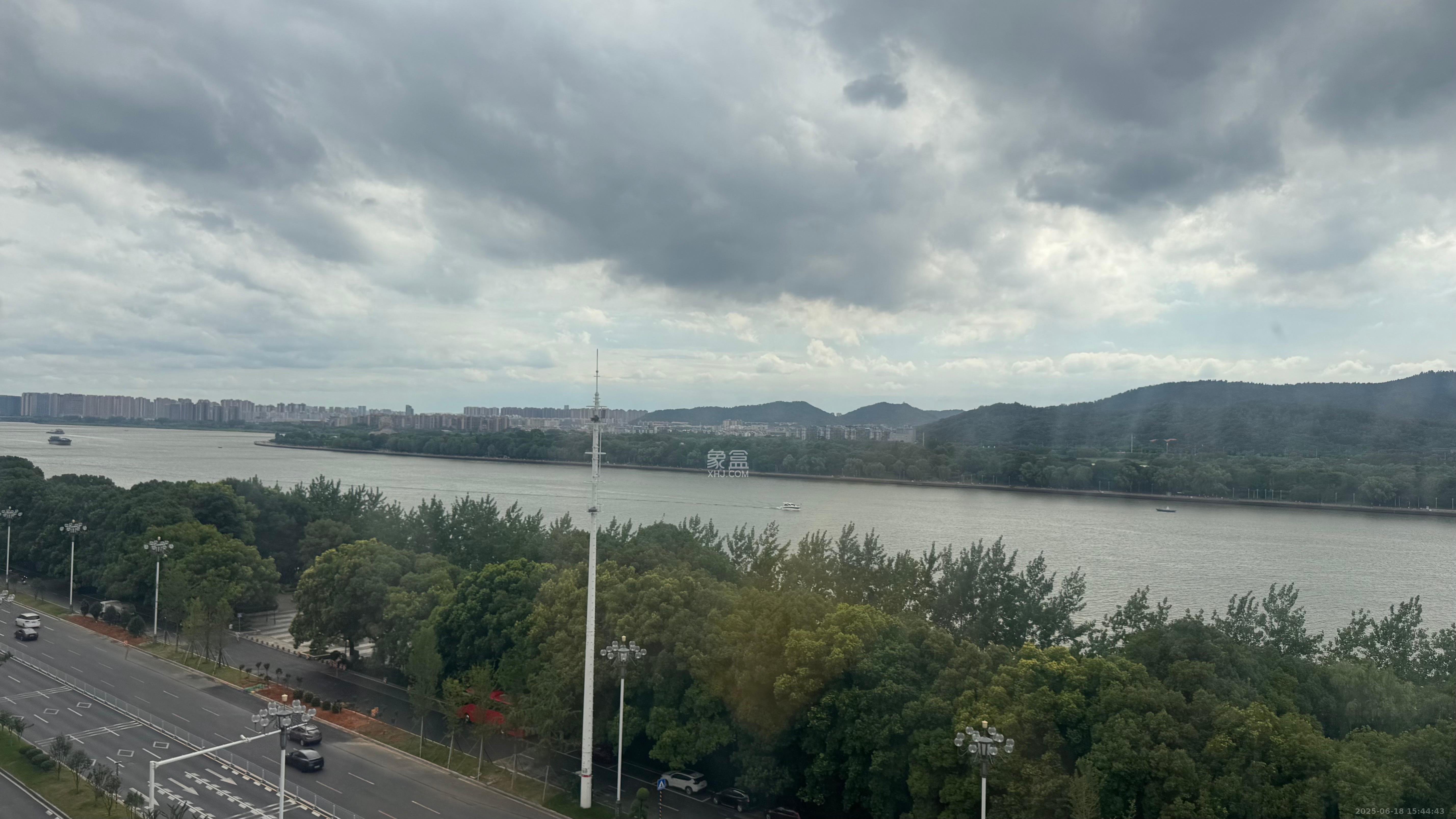 创远景园  6室2厅1卫    10000.0元/月 创远景园  6室2厅1卫    10000.0元/月