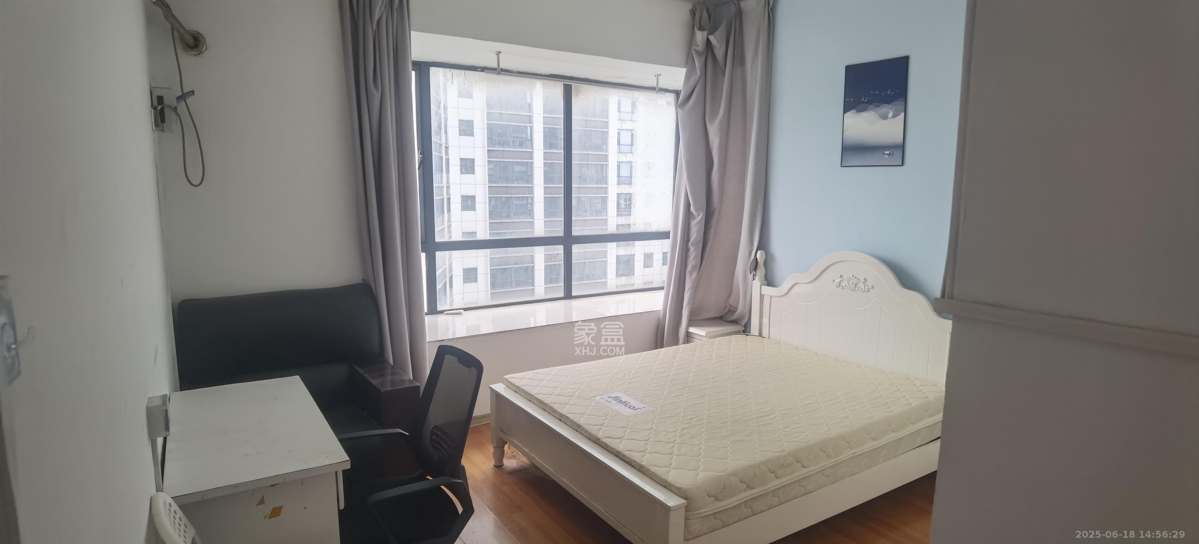 金麓国际 2室2厅2卫 2800.0元/月 金麓国际 2室2厅2卫 2800.0元/月室内图