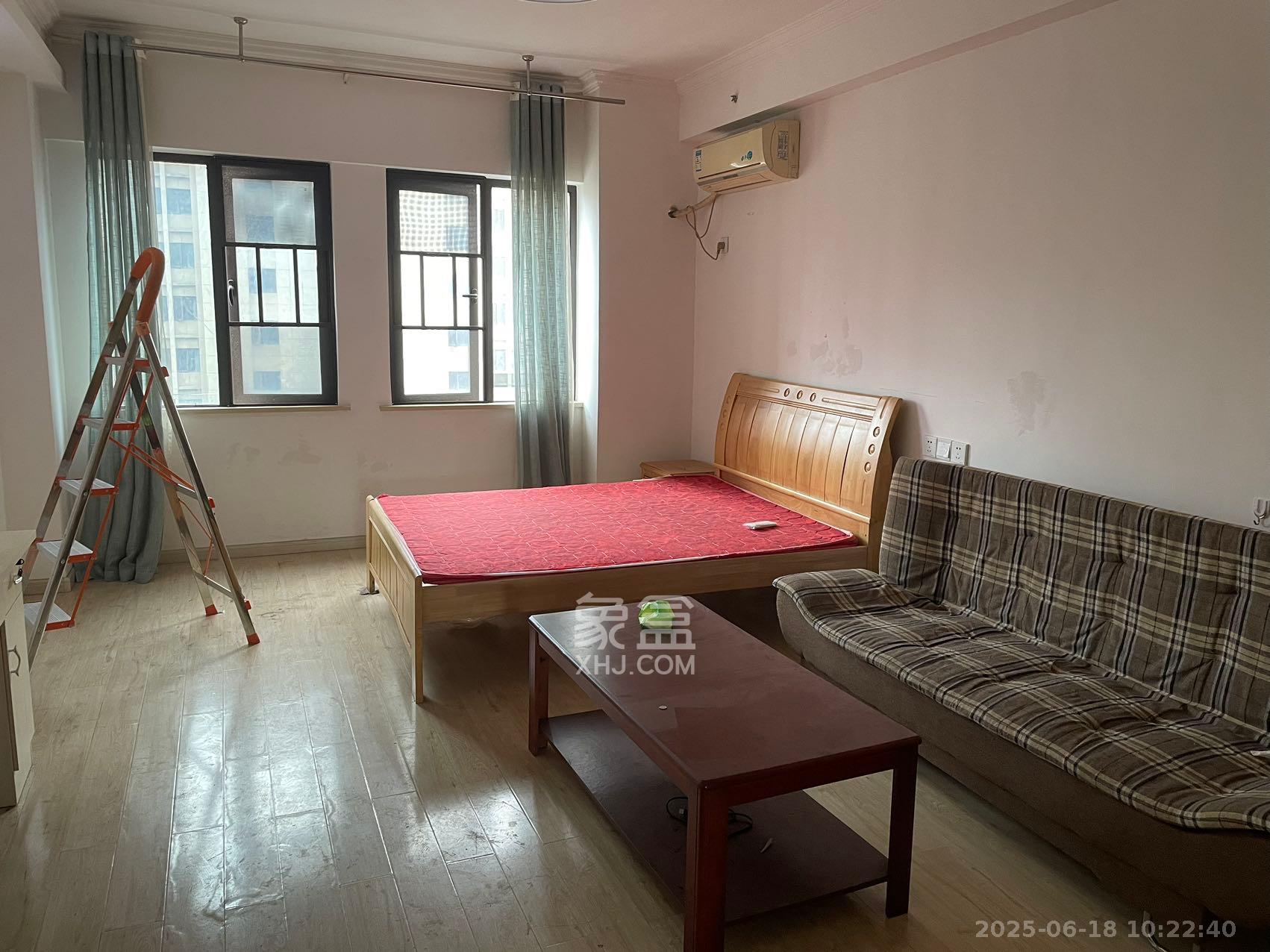 钰龙天下二期（钰龙佳园）  1室1厅1卫    1200.0元/月室内图