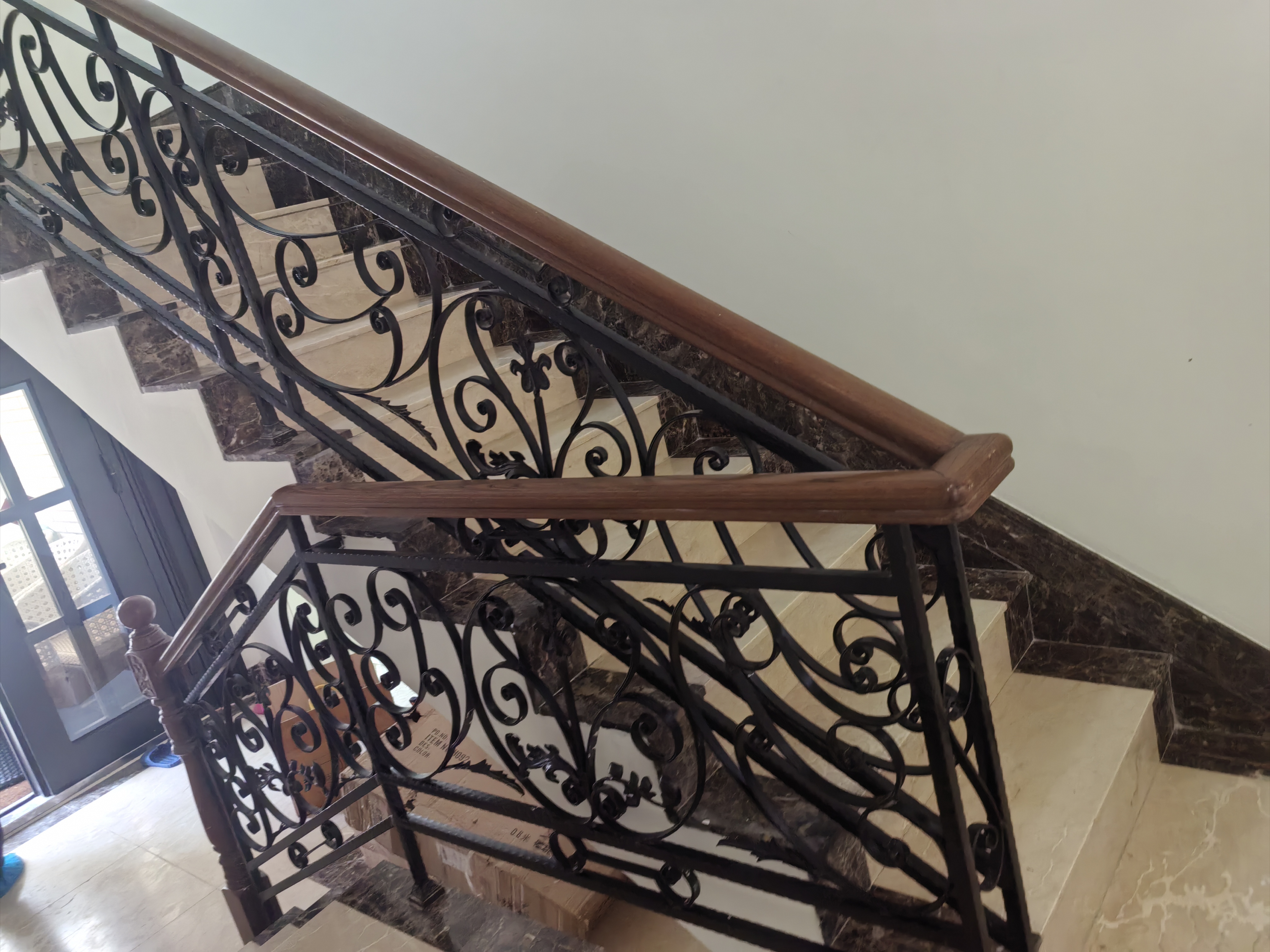 九龙花园别墅 7室4厅5卫 16000.0元/月 九龙花园别墅 7室4厅5卫 16000.0元/月室内图