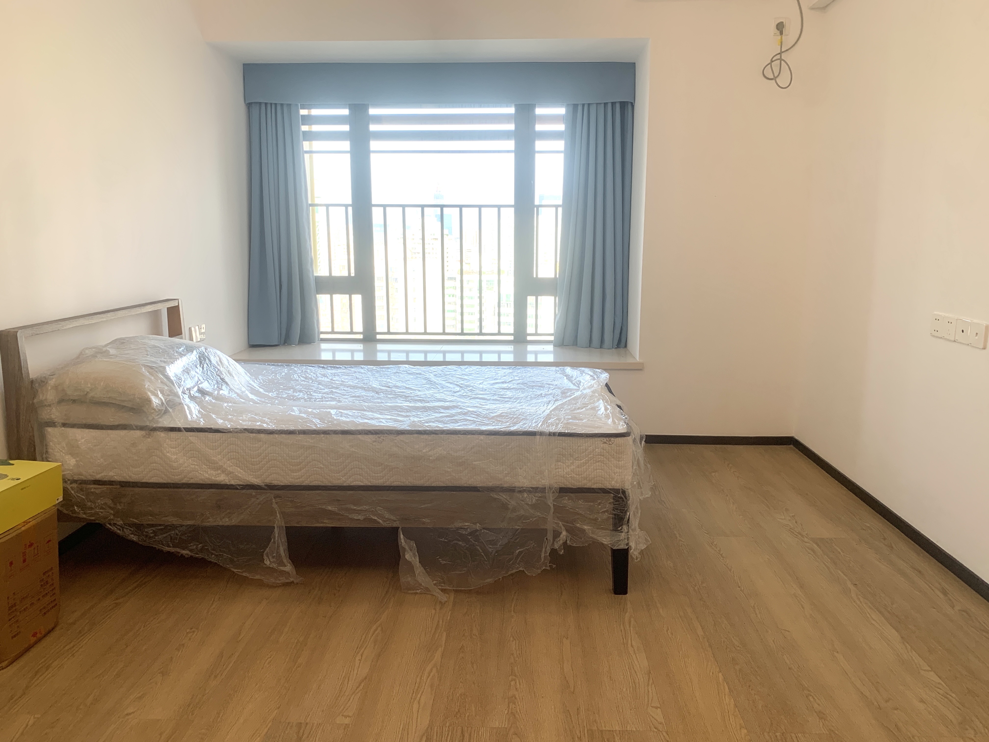 华润中心二期东悦府 2室2厅1卫 200.0万 华润中心二期东悦府 2室2厅1卫 200.0万客厅