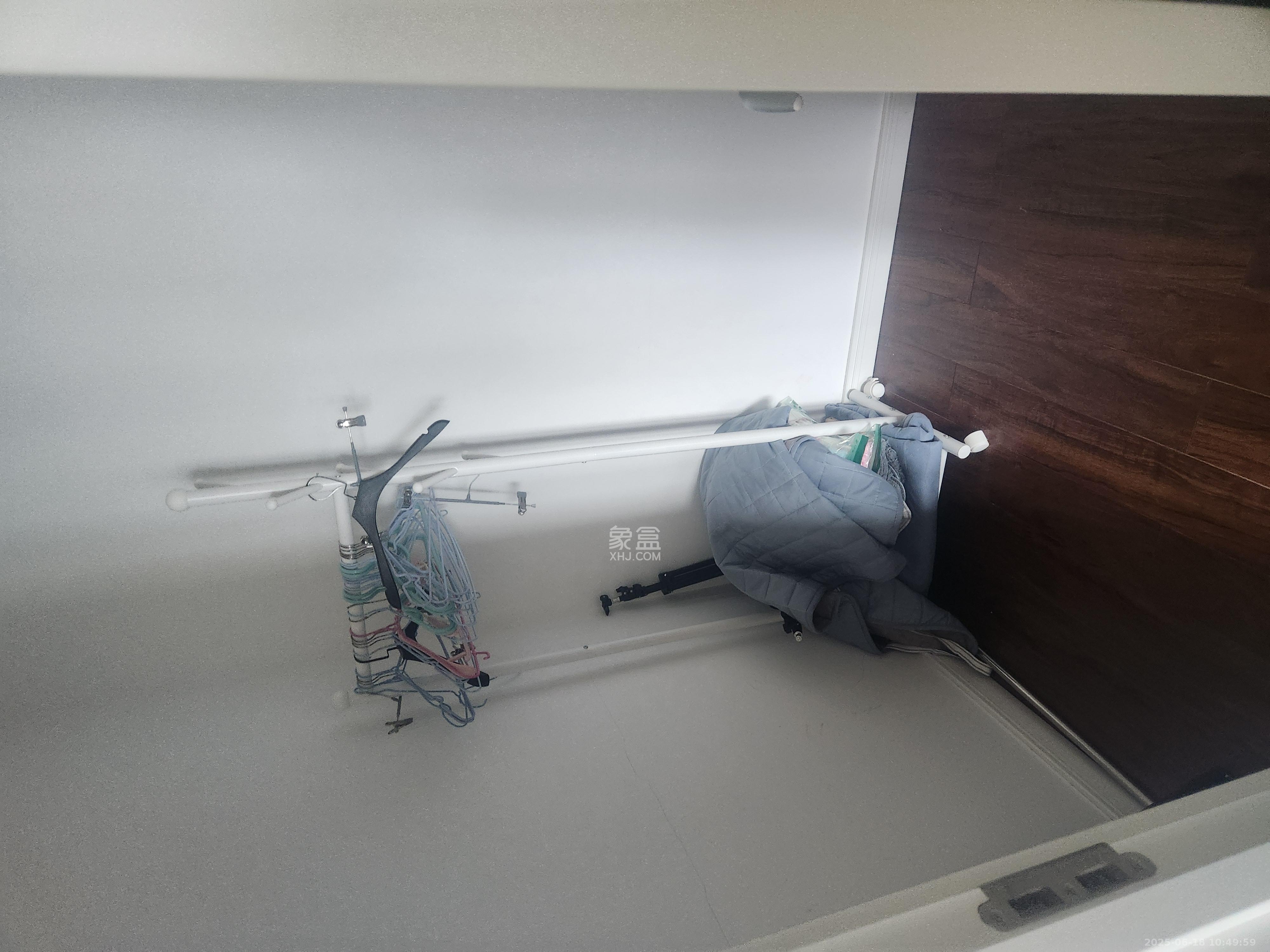 万科魅力之城观澜里  3室2厅2卫    2100.0元/月室内图