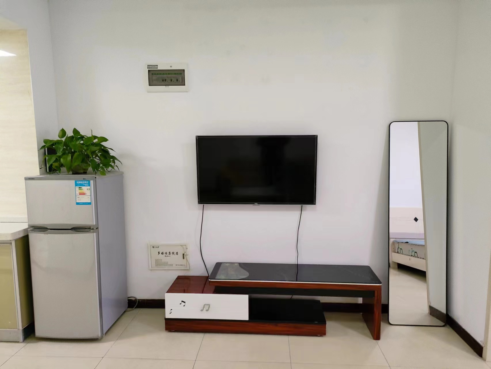 梓山湖公馆 1室1厅1卫 1200.0元/月 梓山湖公馆 1室1厅1卫 1200.0元/月室内图