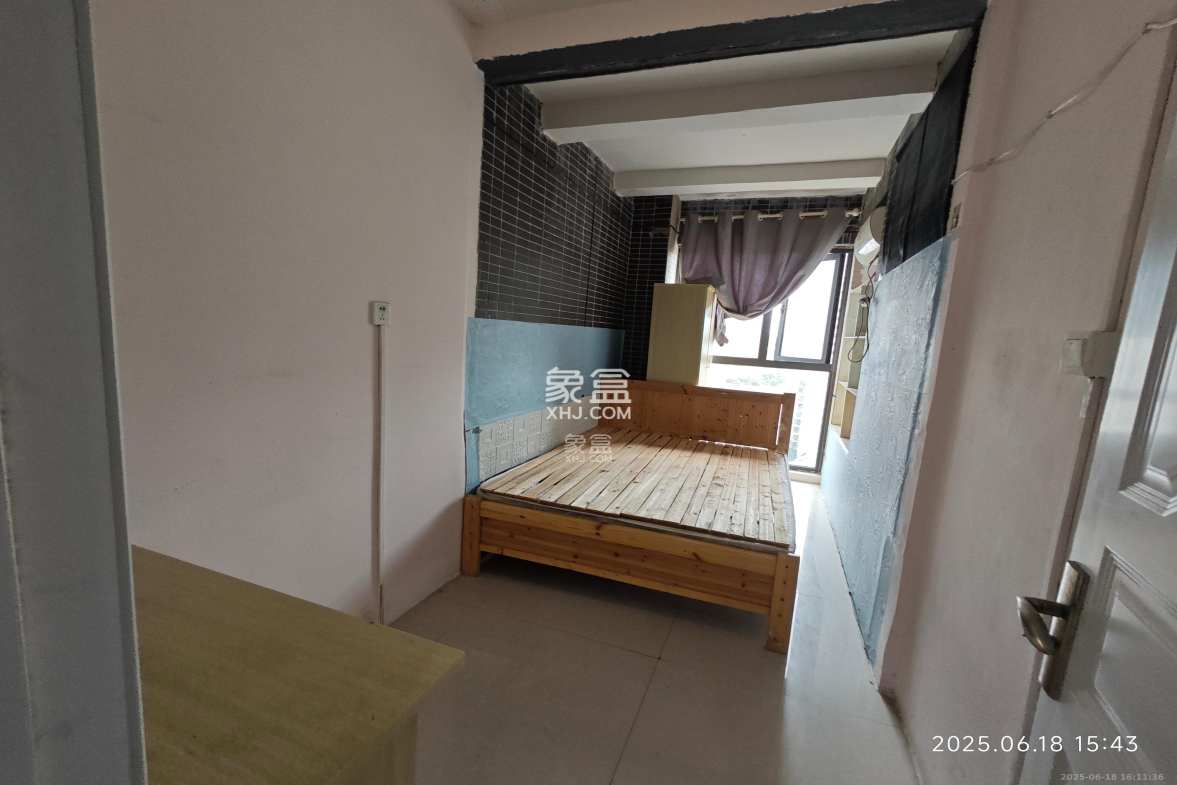 天鸿天府(天鸿中央大院)  2室1厅1卫    1850.0元/月 天鸿天府(天鸿中央大院)  2室1厅1卫    1850.0元/月室内图