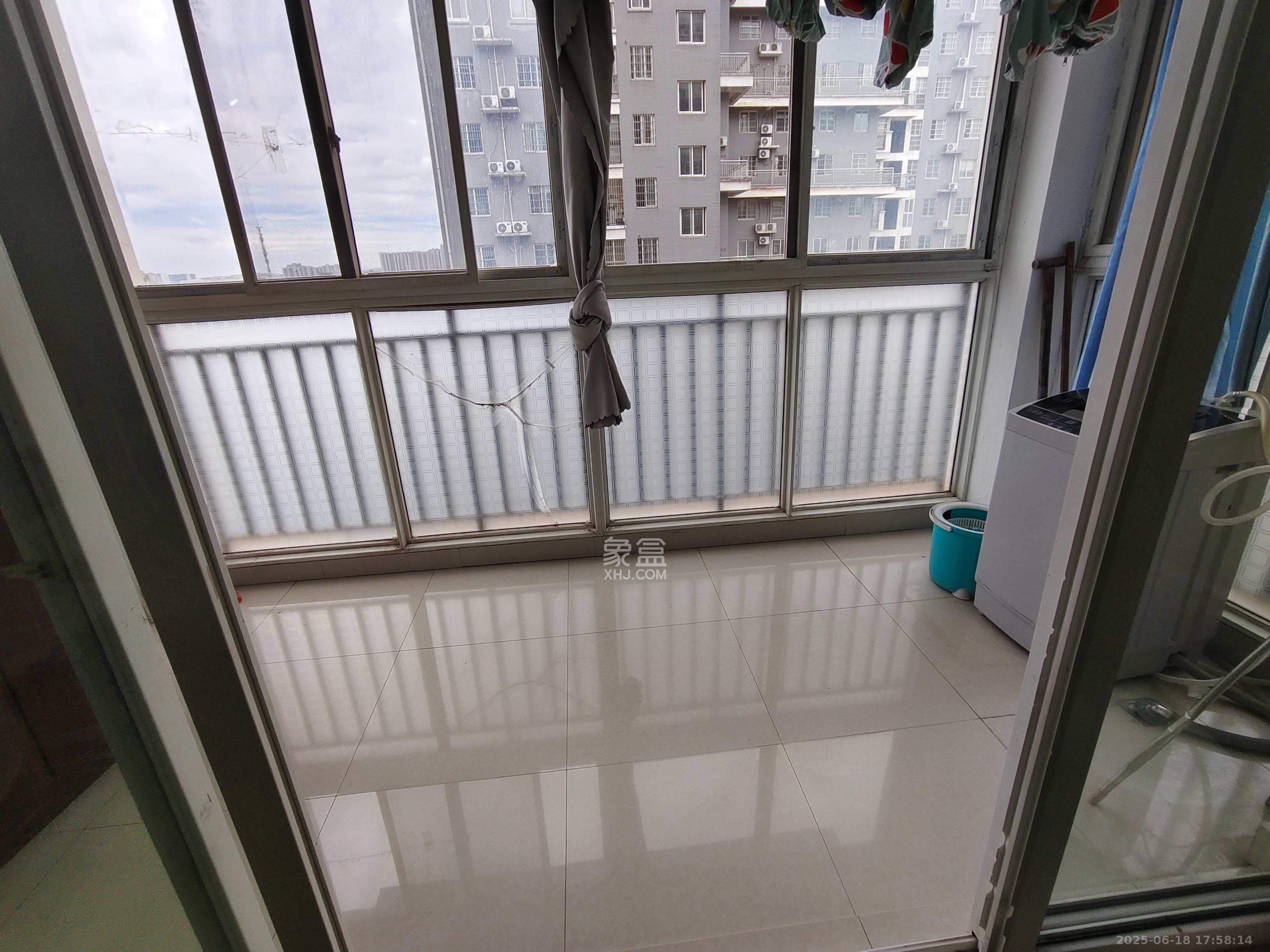 方略学府佳境  2室1厅1卫    1650.0元/月 方略学府佳境  2室1厅1卫    1650.0元/月室内图