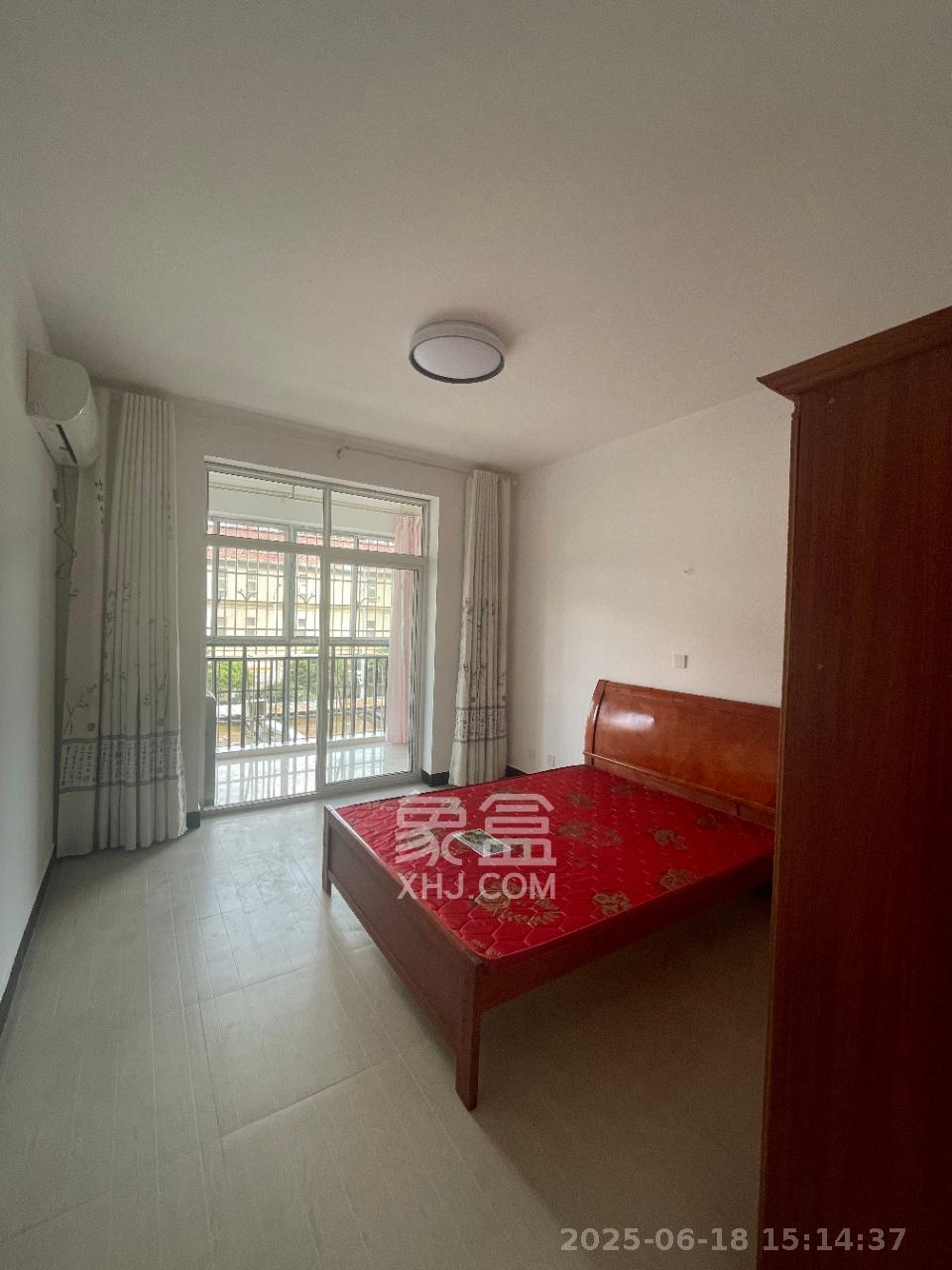 先锋新宇 3室2厅2卫 2000.0元/月 先锋新宇 3室2厅2卫 2000.0元/月室内图