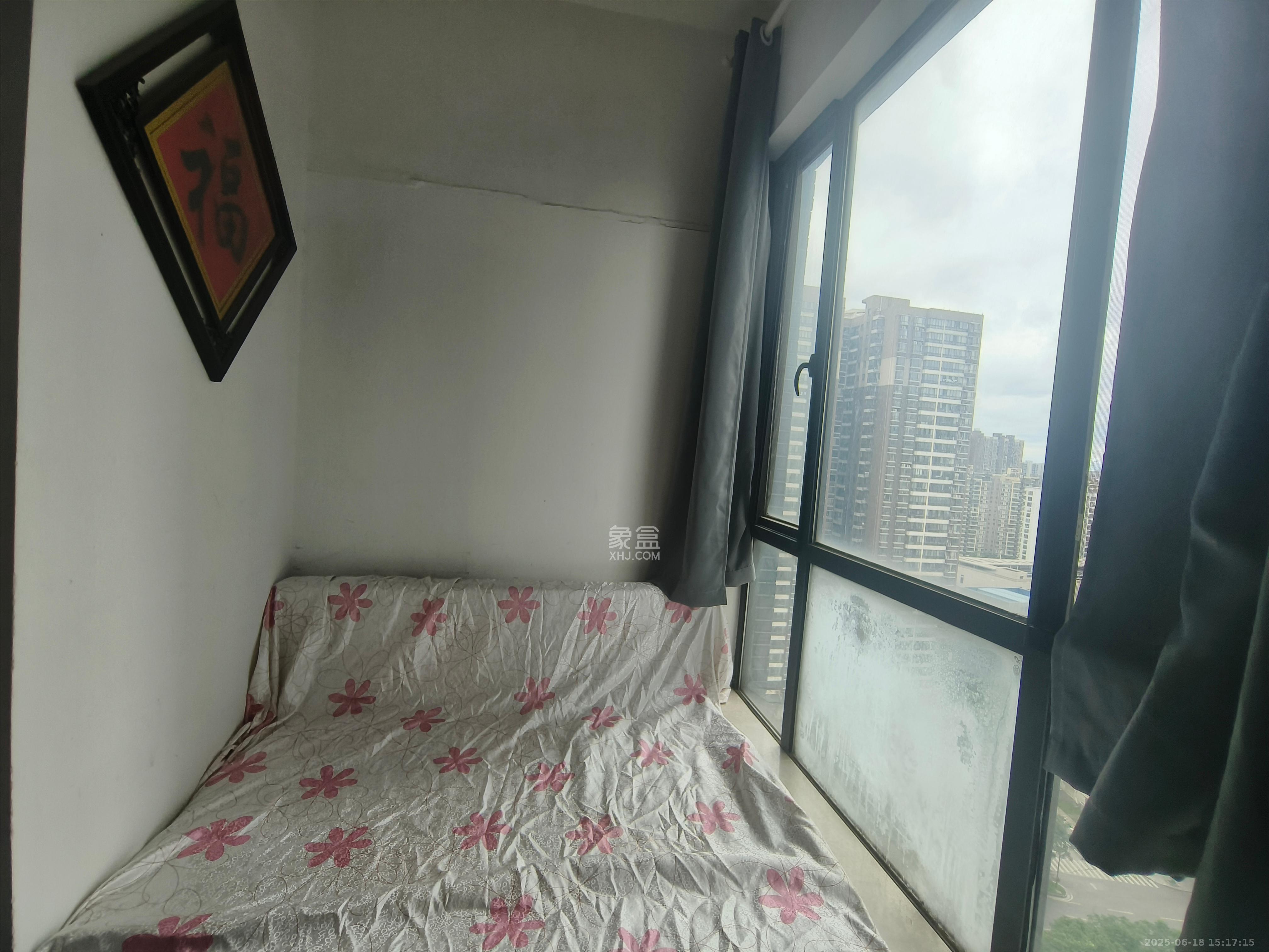 和庄  3室2厅1卫   2300.00元/月室内图