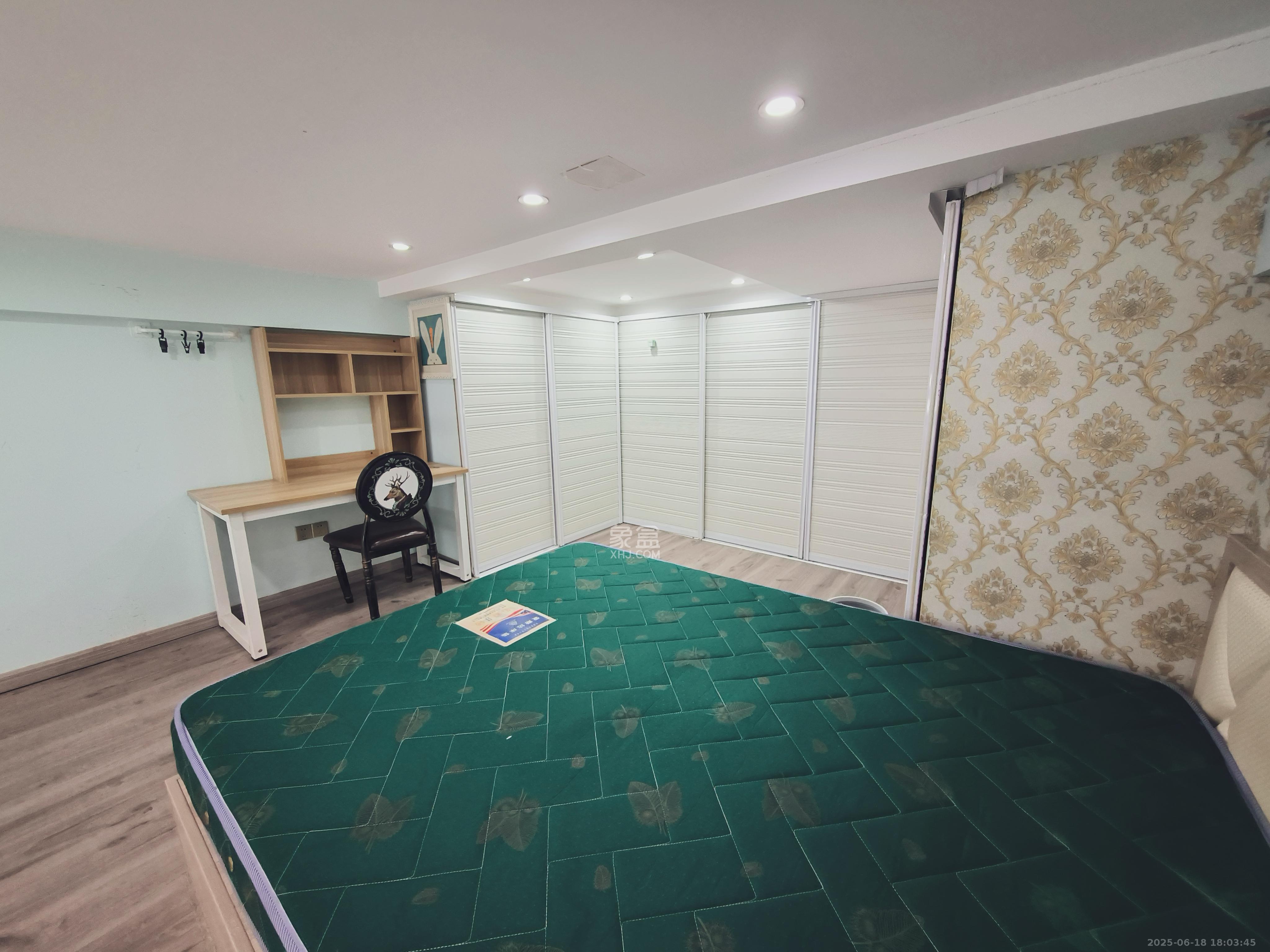 中建芙蓉嘉苑  1室1厅1卫   1600.00元/月室内图